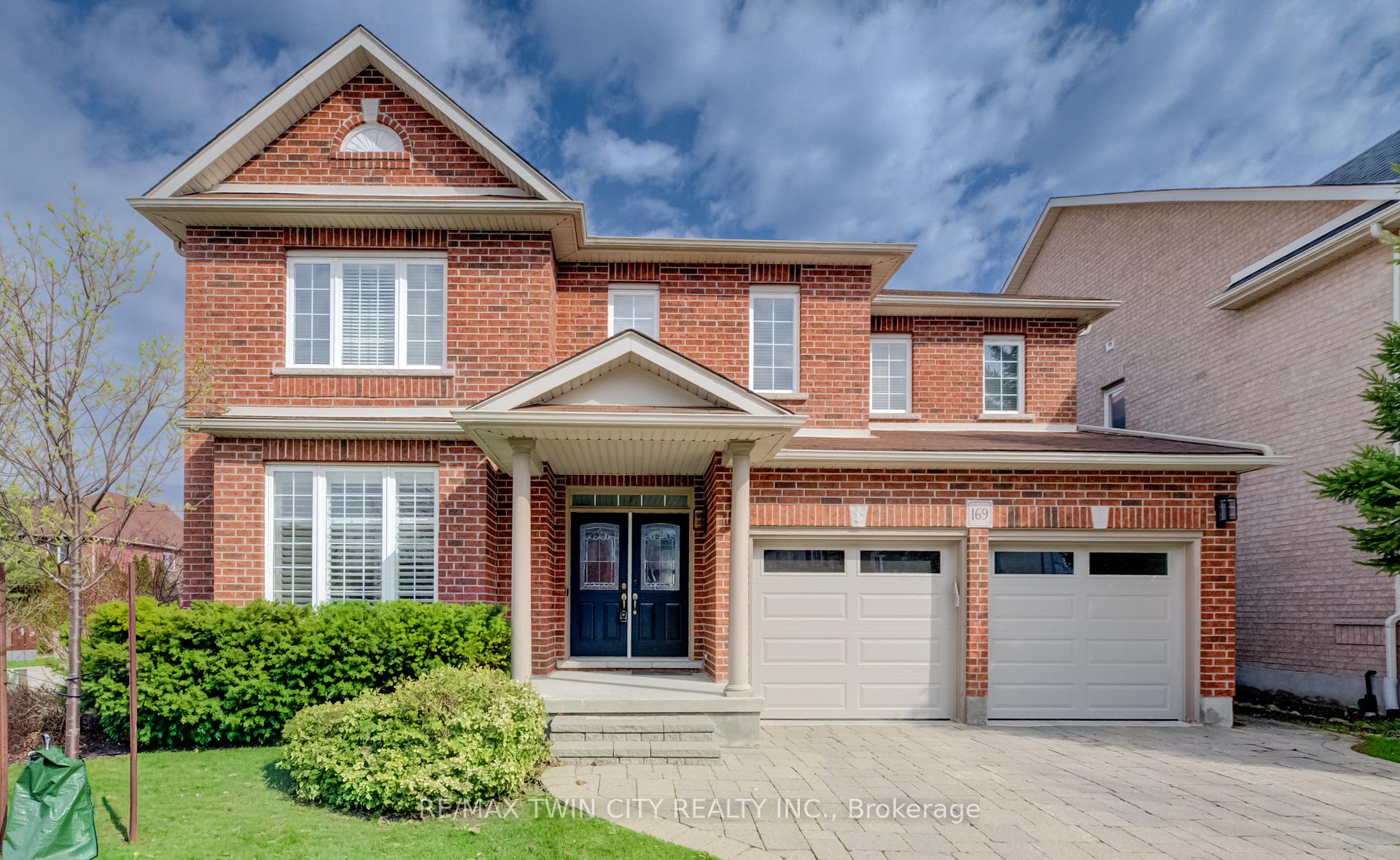 169 Falconridge Drive Kitchener Ontario Canada Sale residential Maya Garg Royal LePage Signature Realty, Brokerage