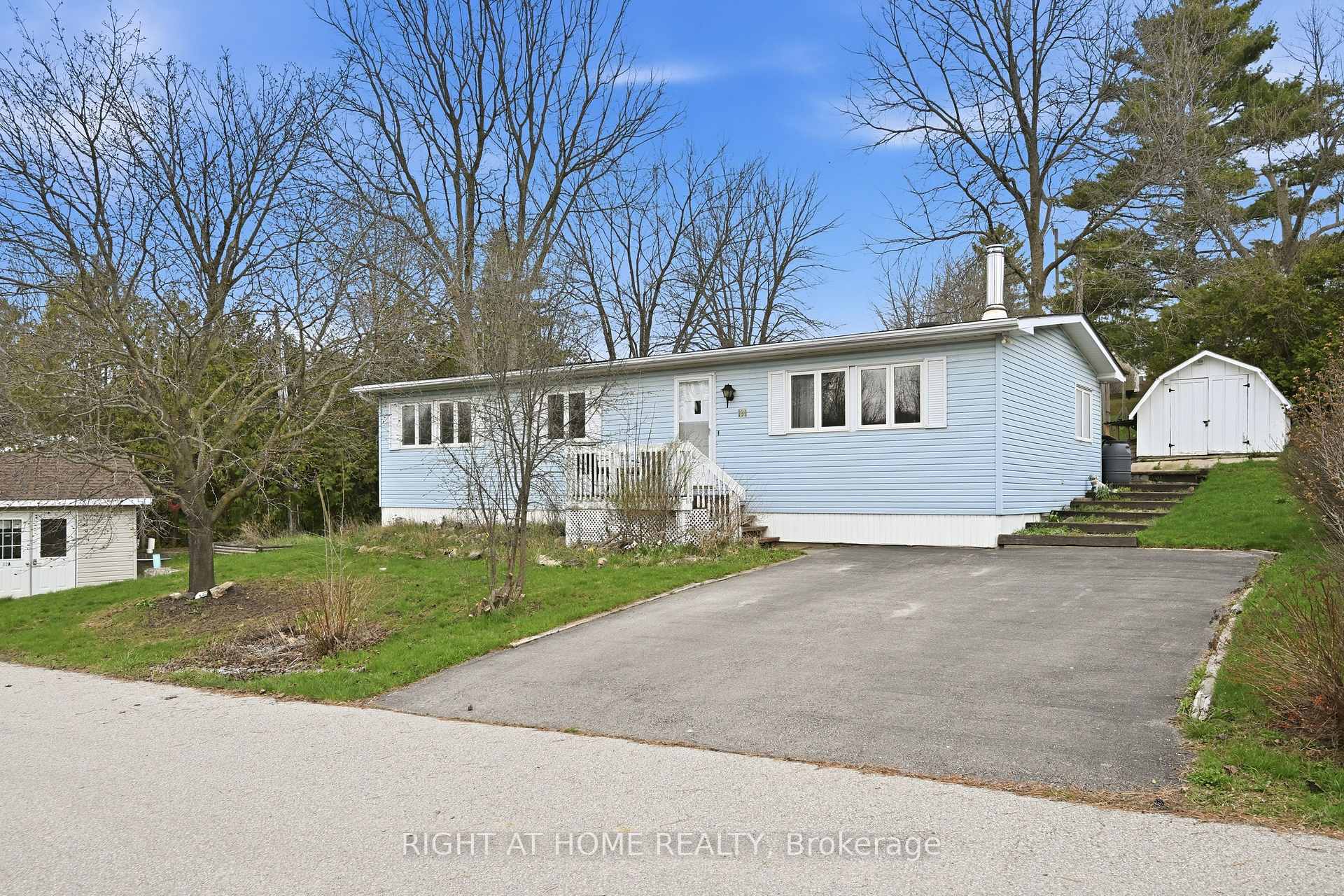 131 - 1294 8th Concession Road W Hamilton Ontario Canada Sale residential Jason Leathwood Right at Home Realty, Brokerage*