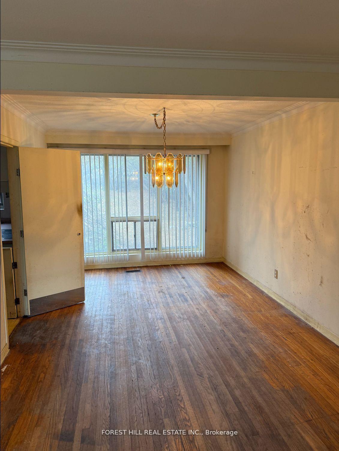 176 May Avenue Richmond Hill Ontario Canada Sale residential Oleg Chinguirei Sutton Group-Admiral Realty Inc., Brokerage *