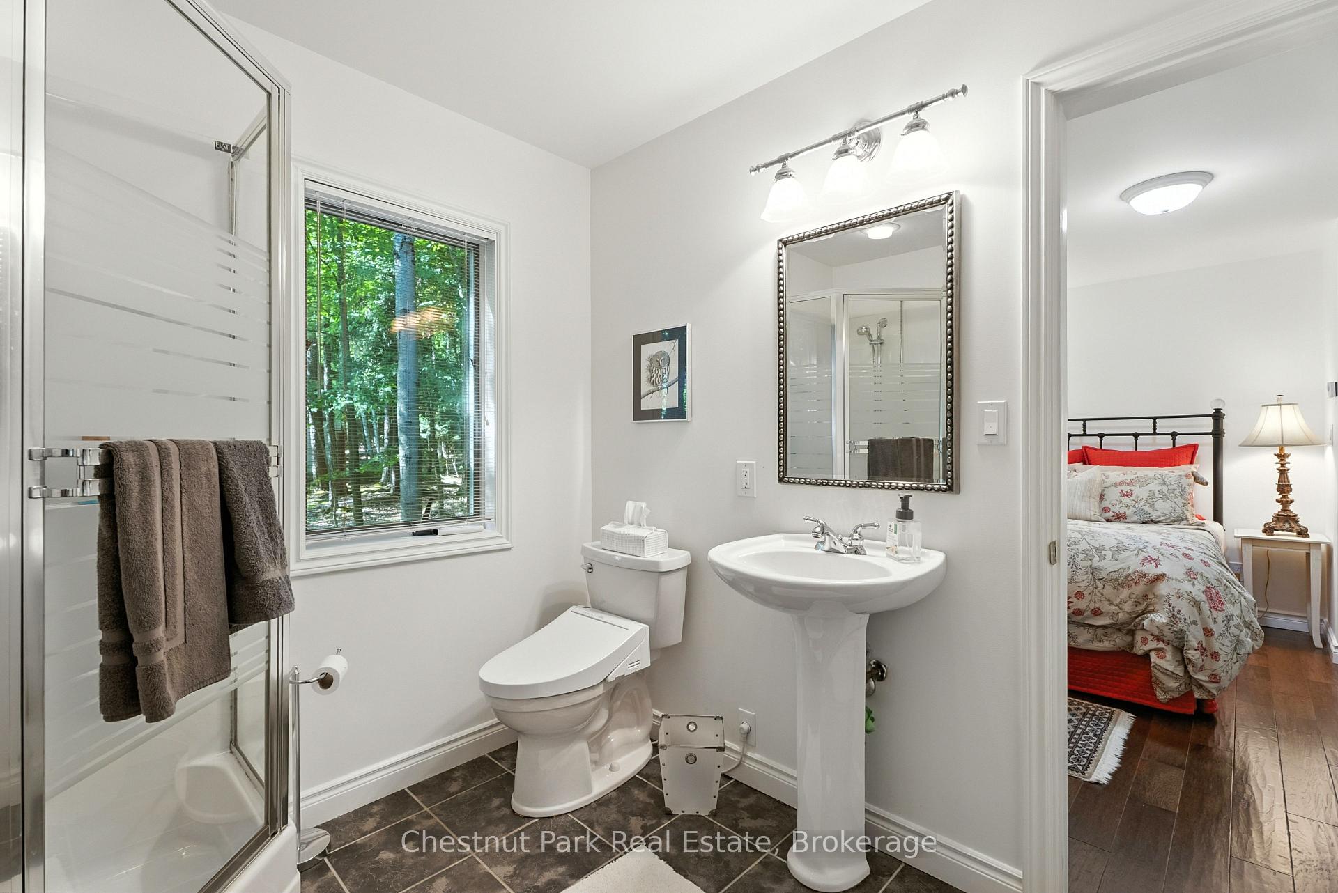 5 Bedroom Single Family Home/House's Image 15