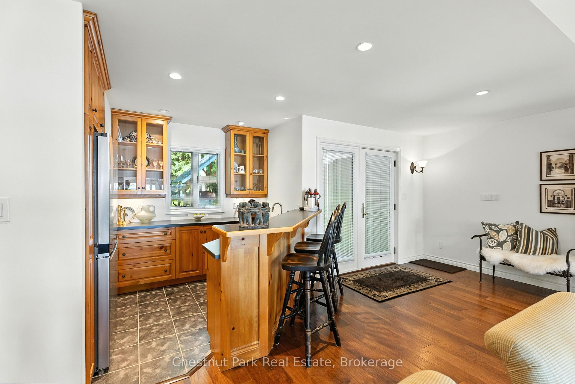 5 Bedroom Single Family Home/House's Image 14