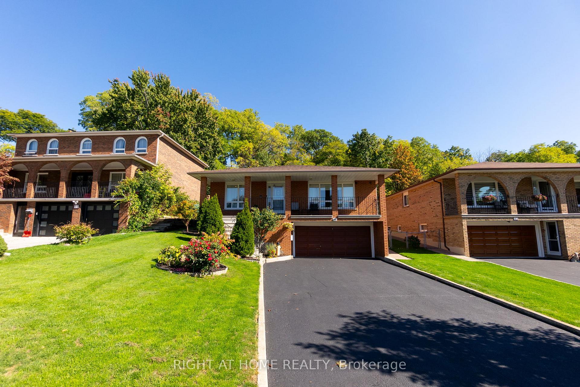 49 Pioneer Lane Vaughan Ontario Canada Sale residential Jari Qudrat Right at Home Realty, Brokerage*
