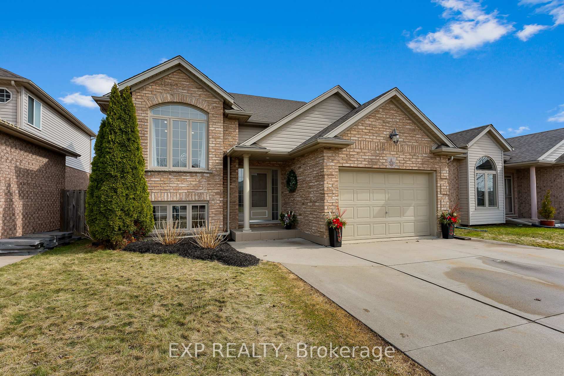 7032 Kelly Drive Niagara Falls Ontario Canada Sale residential Joselle Alves iCloud Realty Ltd. 