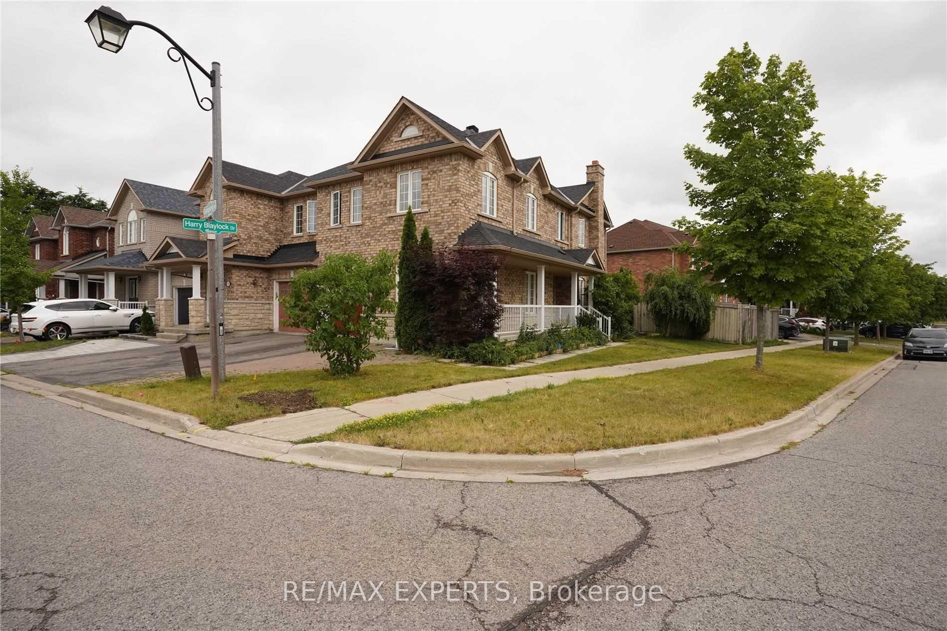 33 Saltspring Drive Markham Ontario Canada Rent residential ALINA SPEKTOR Re/Max Experts, Brokerage*