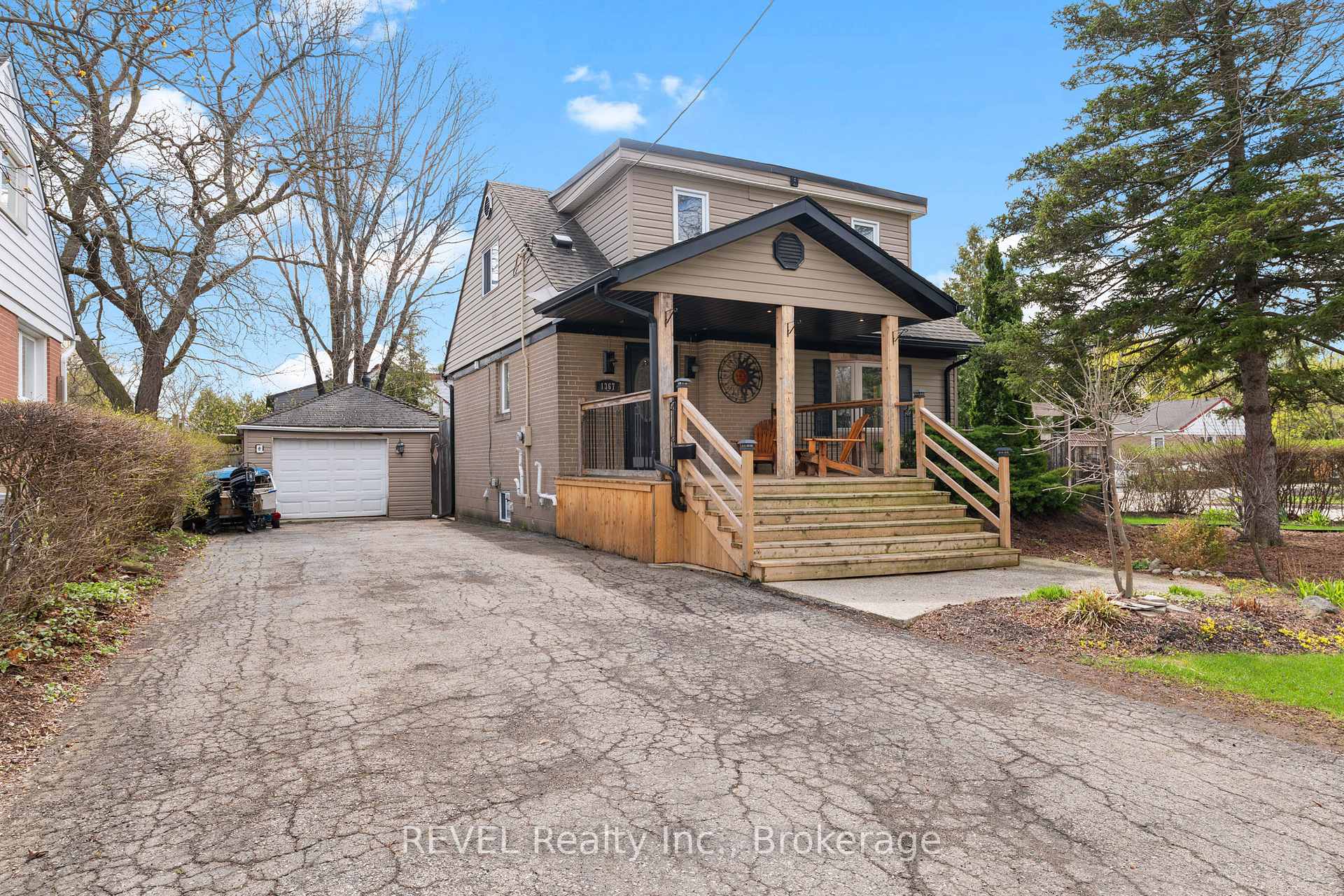 1367 St Marys Crescent Burlington Ontario Canada Sale residential Matthew Maron Right at Home Realty, Brokerage*