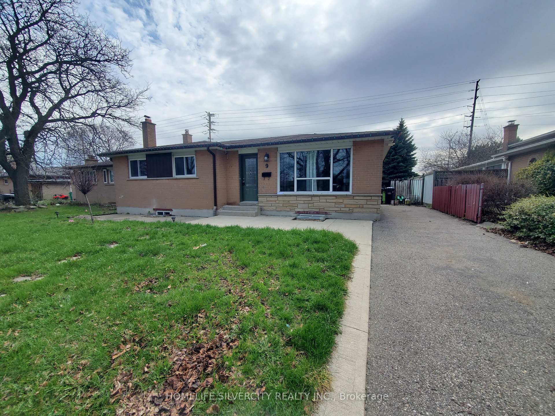 9 Belmont Drive Brampton Ontario Canada Rent residential Ranbir Sandhu HomeLife Silvercity Realty Inc., Brokerage*