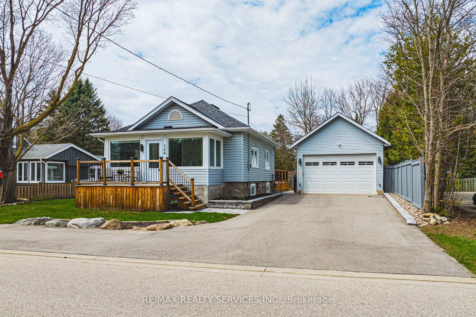 120 Division Street Guelph/Eramosa Ontario Canada Sale residential Raj Sharma RE/MAX Realty Services Inc., Brokerage*