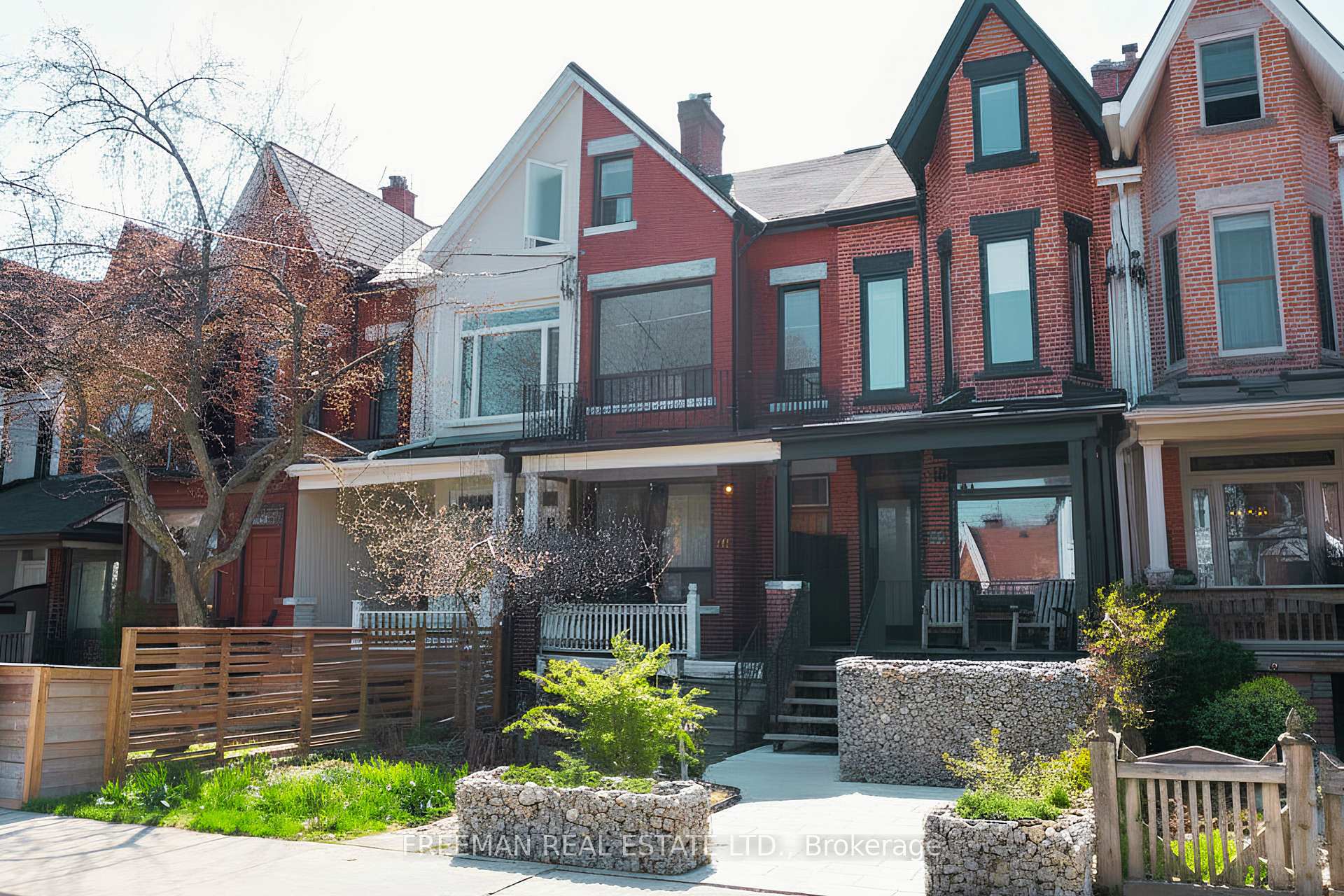 116 Brunswick Avenue Toronto Ontario Canada Sale residential   HomeLife/ROMANO Realty Ltd., Brokerage