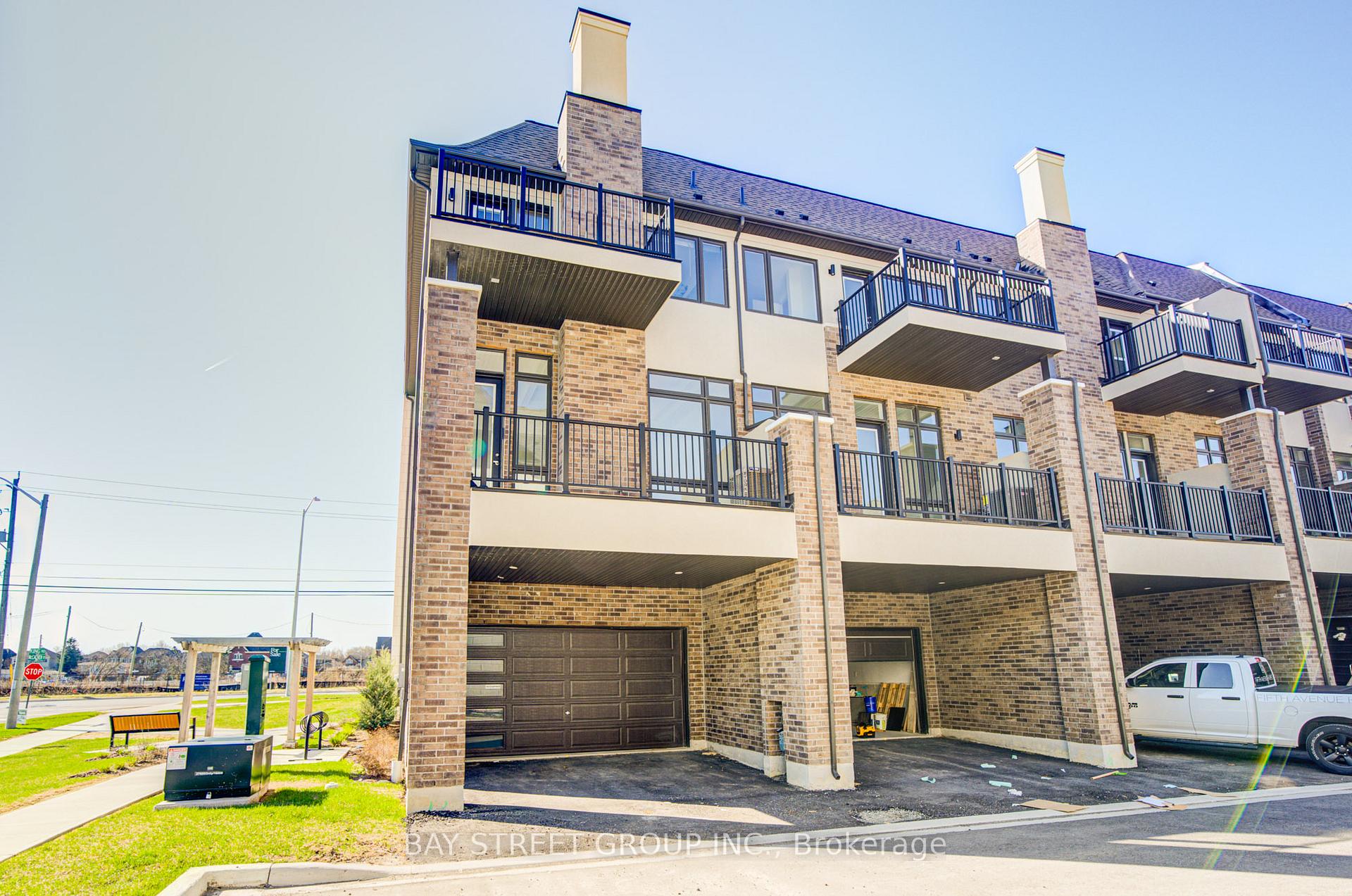 324 King Road Richmond Hill Ontario Canada Sale residential Hafeez Imran Bay Street Group Inc., Brokerage*