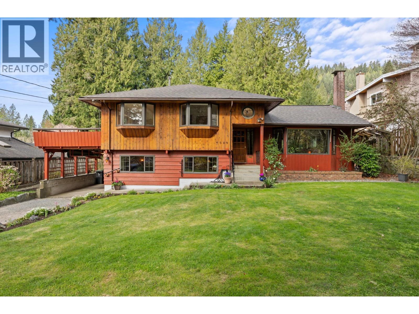 4589 RAMSAY ROAD North Vancouver British Columbia Canada Sale residential Ravi Singh HomeLife Benchmark Realty Corp.