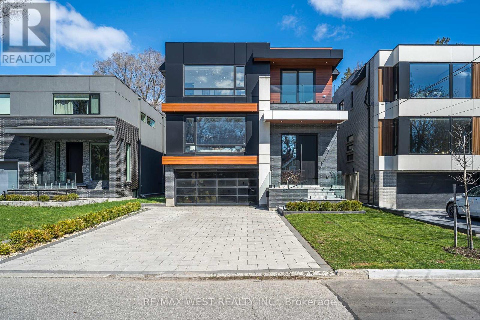 38 Gwendolen Avenue Toronto Ontario Canada Sale residential Lee Dias RE/MAX West Realty Inc., Brokerage *