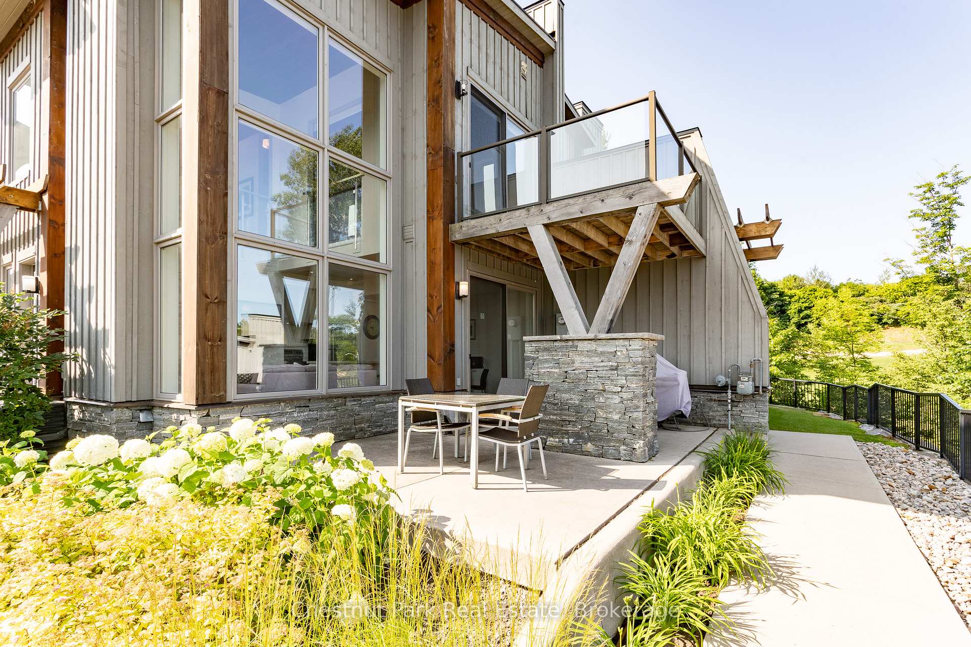 1 Bedroom Villa/Townhouse's Image 10
