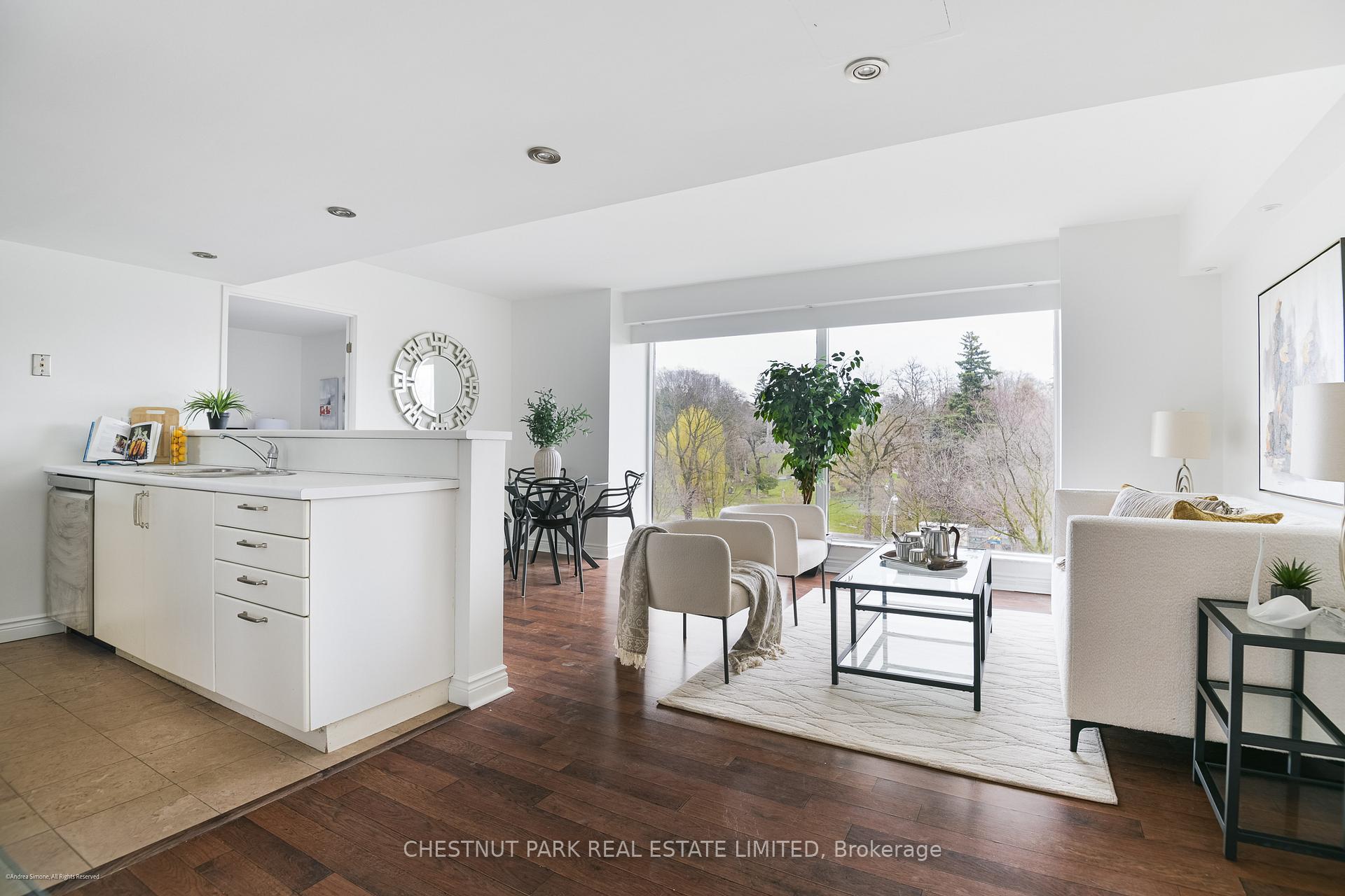 2 Bedroom Apartment/Flat's Image 7