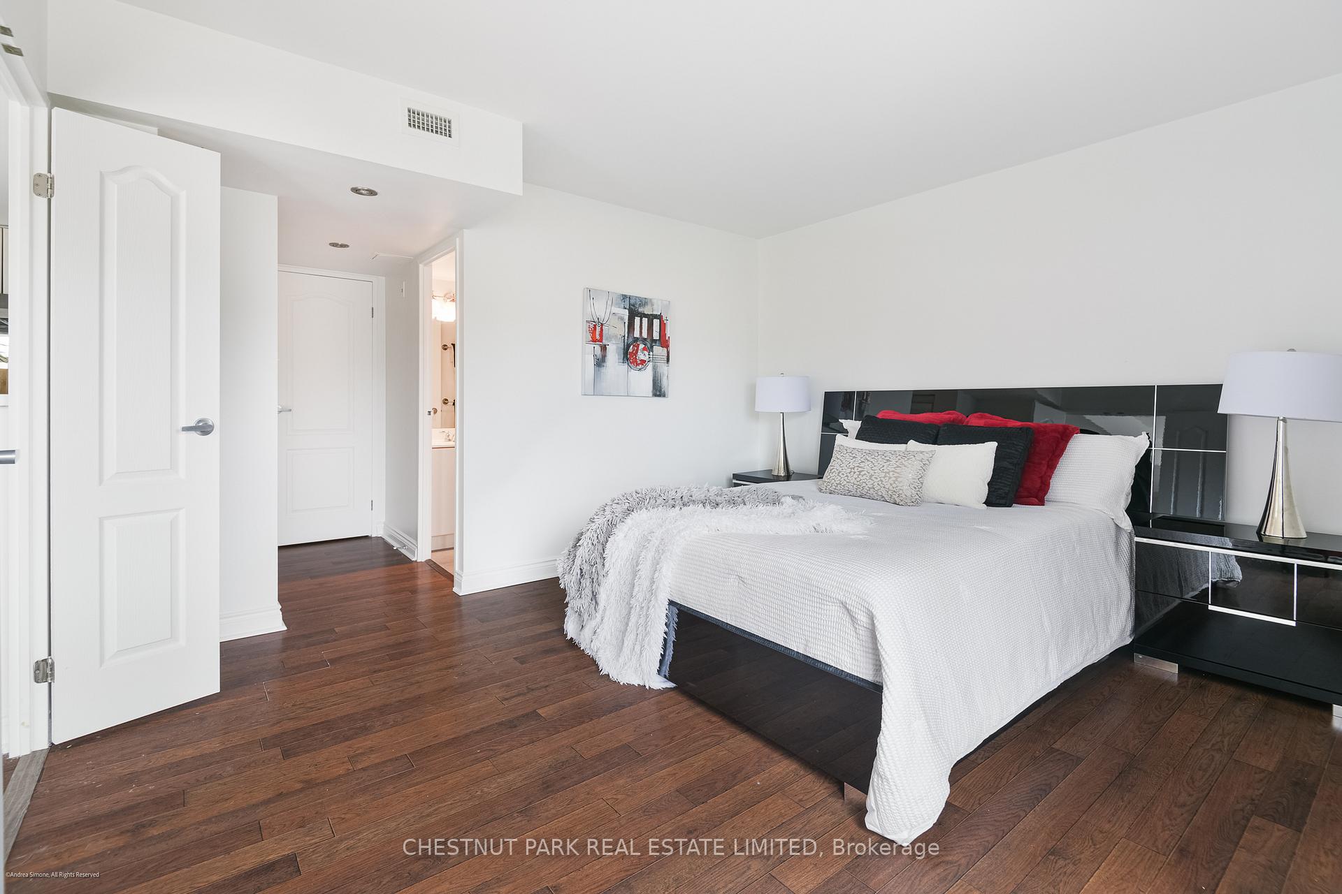 2 Bedroom Apartment/Flat's Image 19