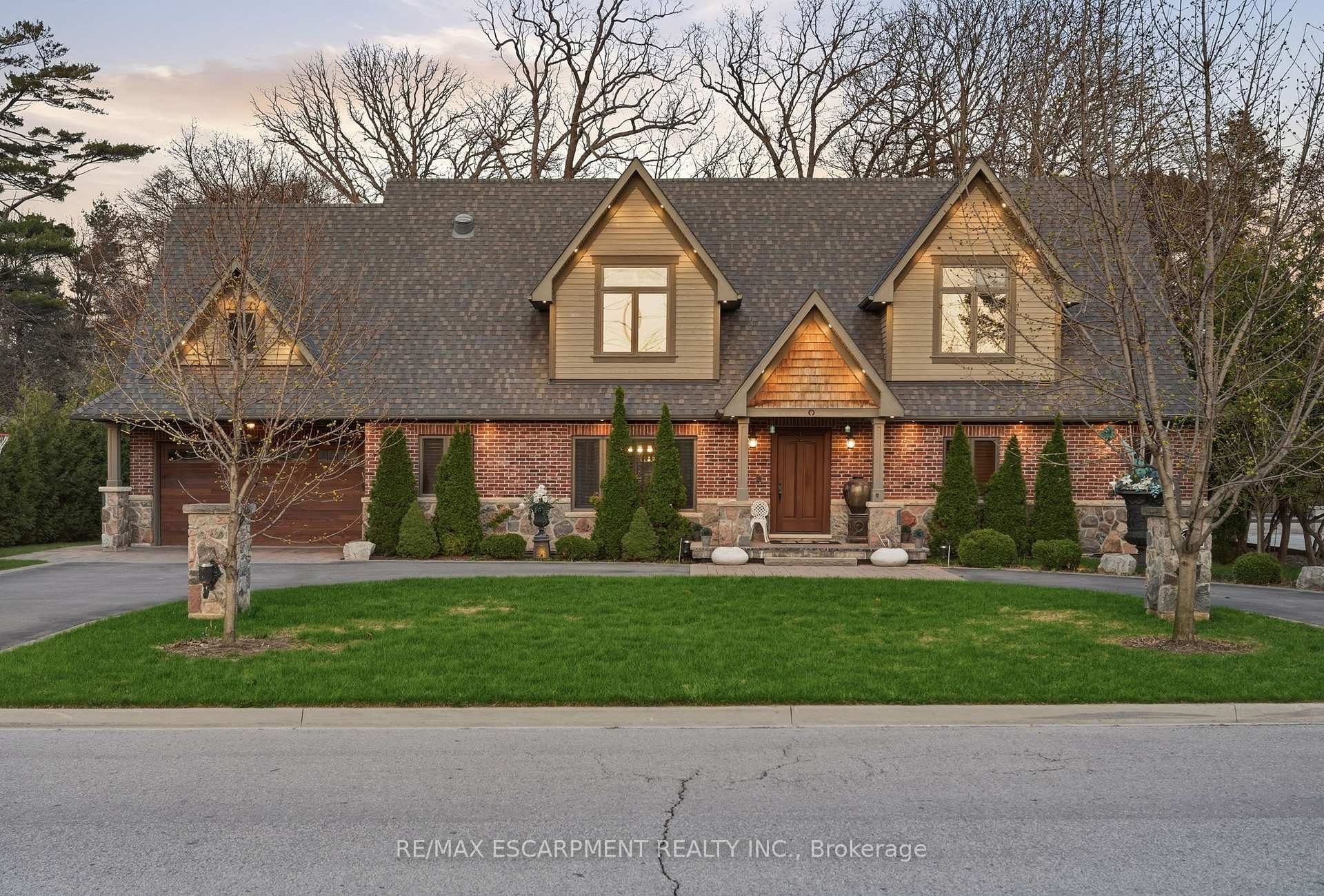 630 Kedleston Way Mississauga Ontario Canada Sale residential Lisa Iturriaga RE/MAX ESCARPMENT REALTY INC., BROKERAGE