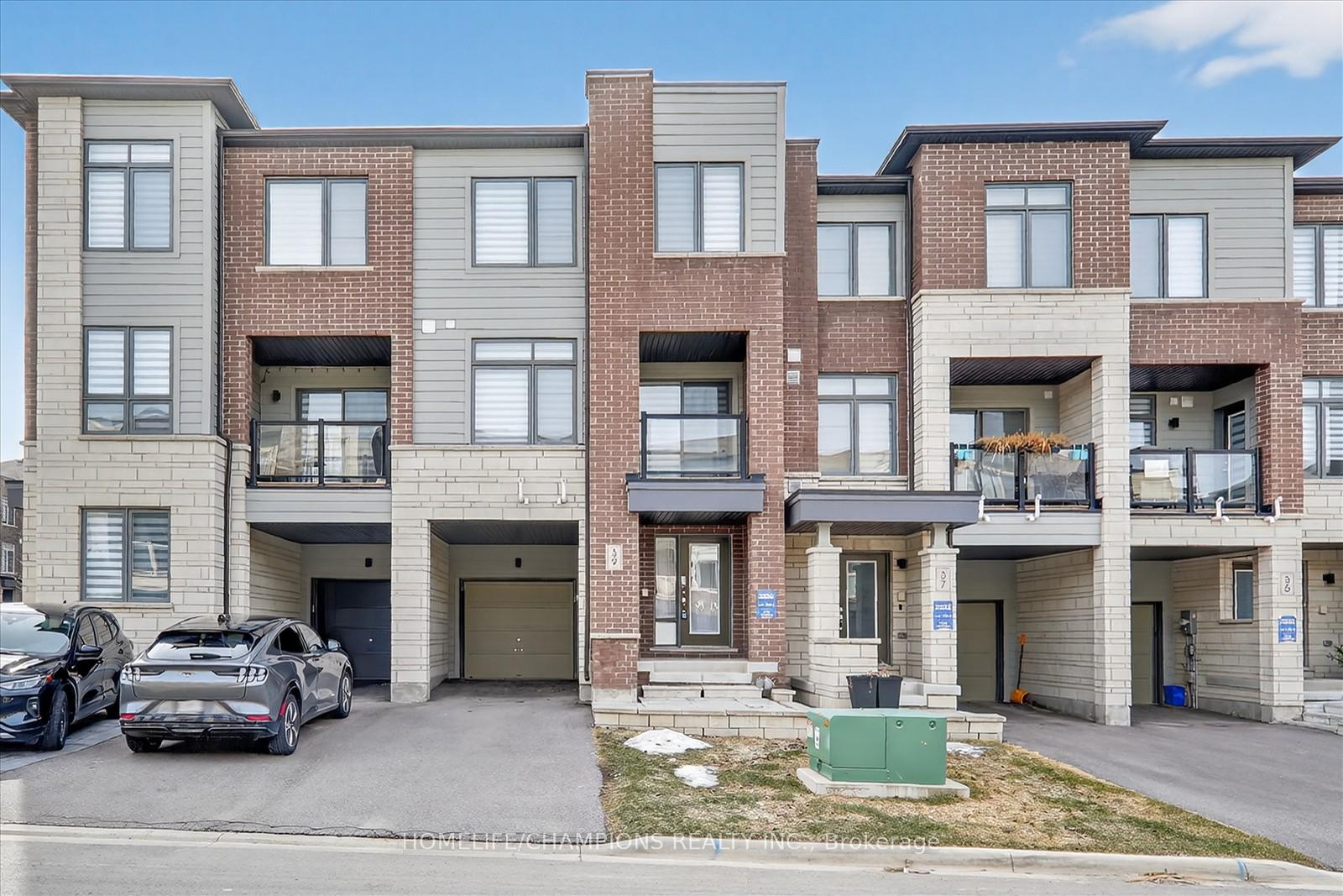 39 Delano Way Newmarket Ontario Canada Sale residential Utayan Ponnuthurai HomeLife/Champions Realty Inc., Brokerage*
