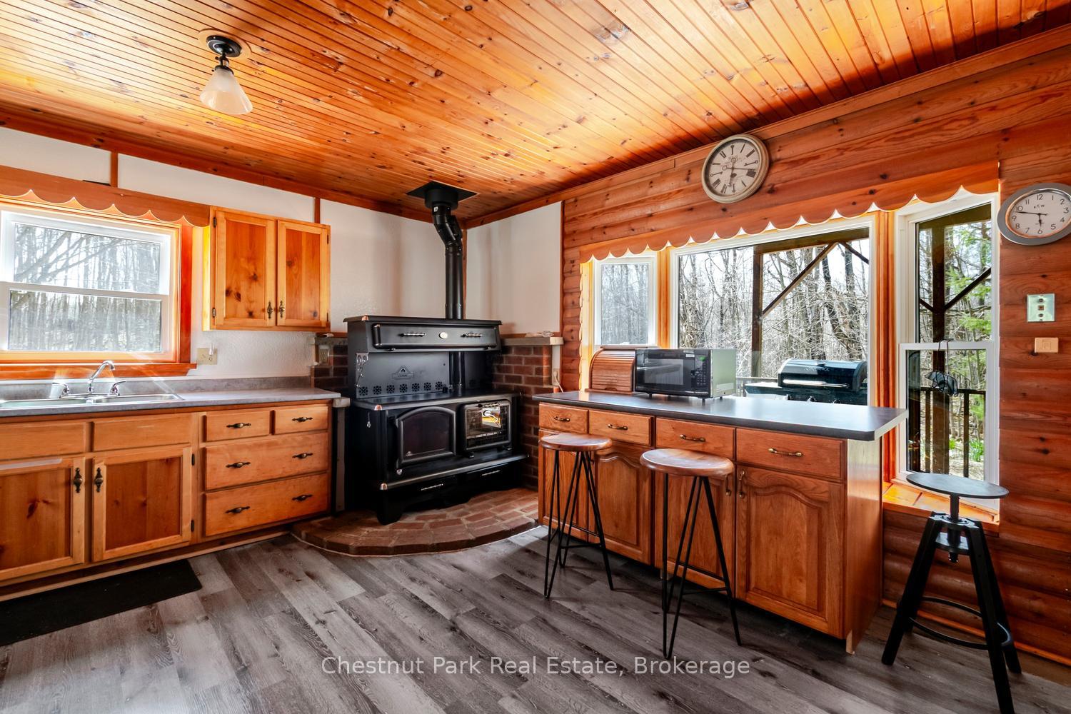 3 Bedroom Single Family Home/House's Image 9