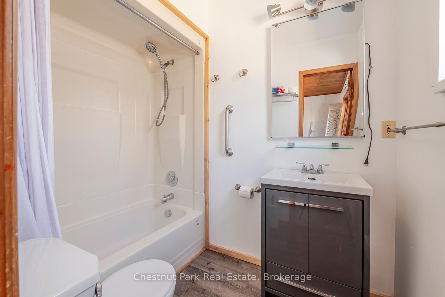 3 Bedroom Single Family Home/House's Image 21