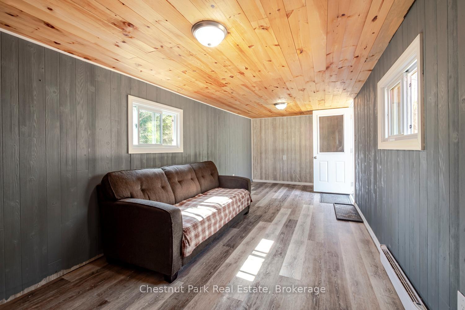 3 Bedroom Single Family Home/House's Image 22
