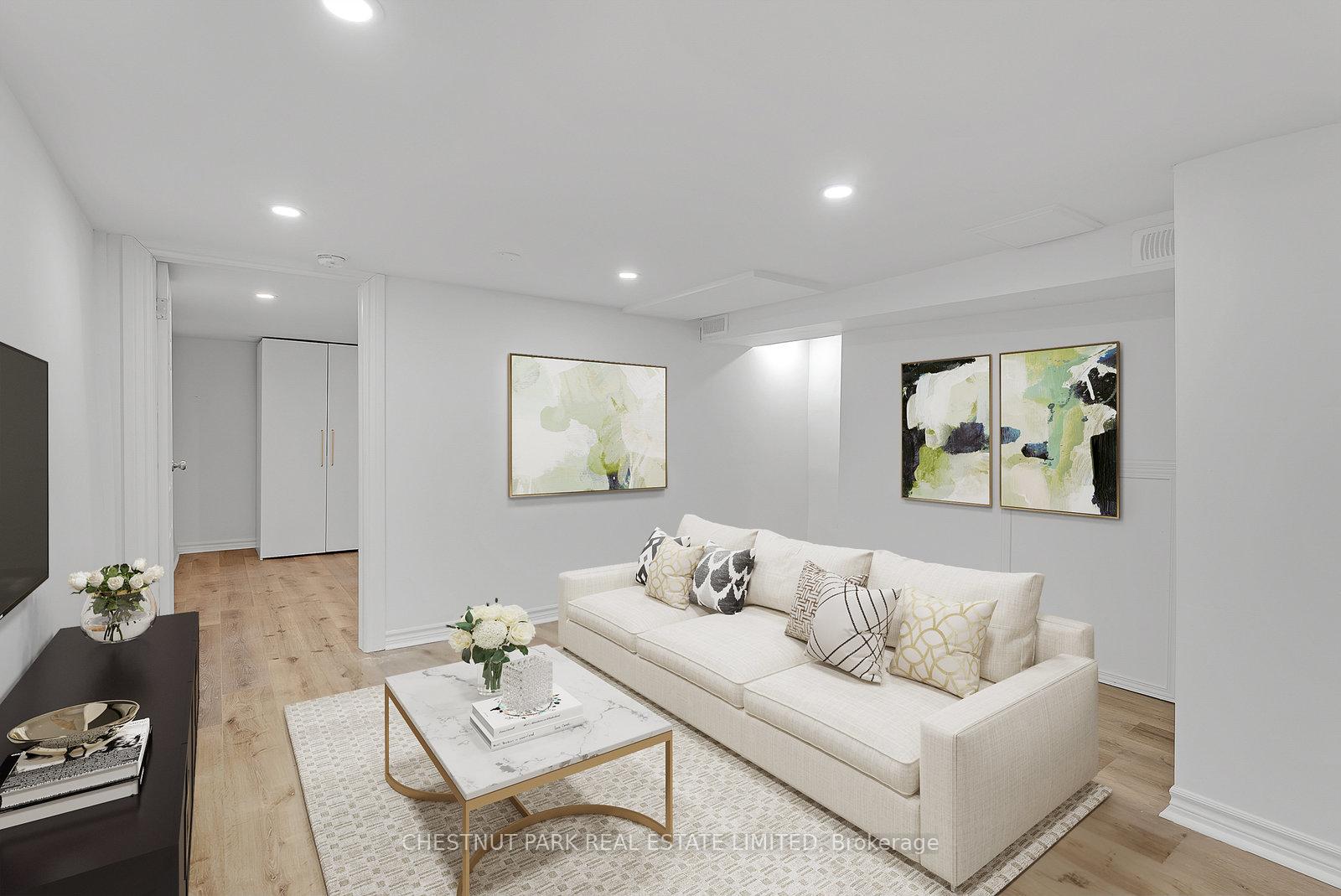 3 Bedroom Single Family Home/House's Image 12