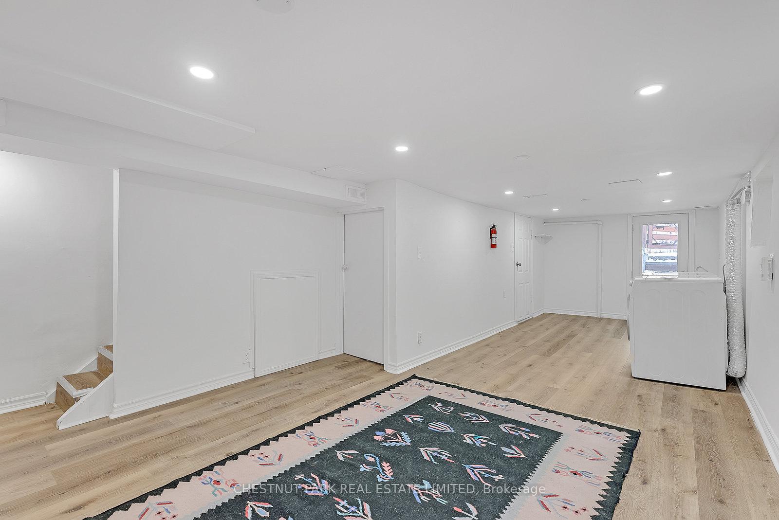 3 Bedroom Single Family Home/House's Image 11