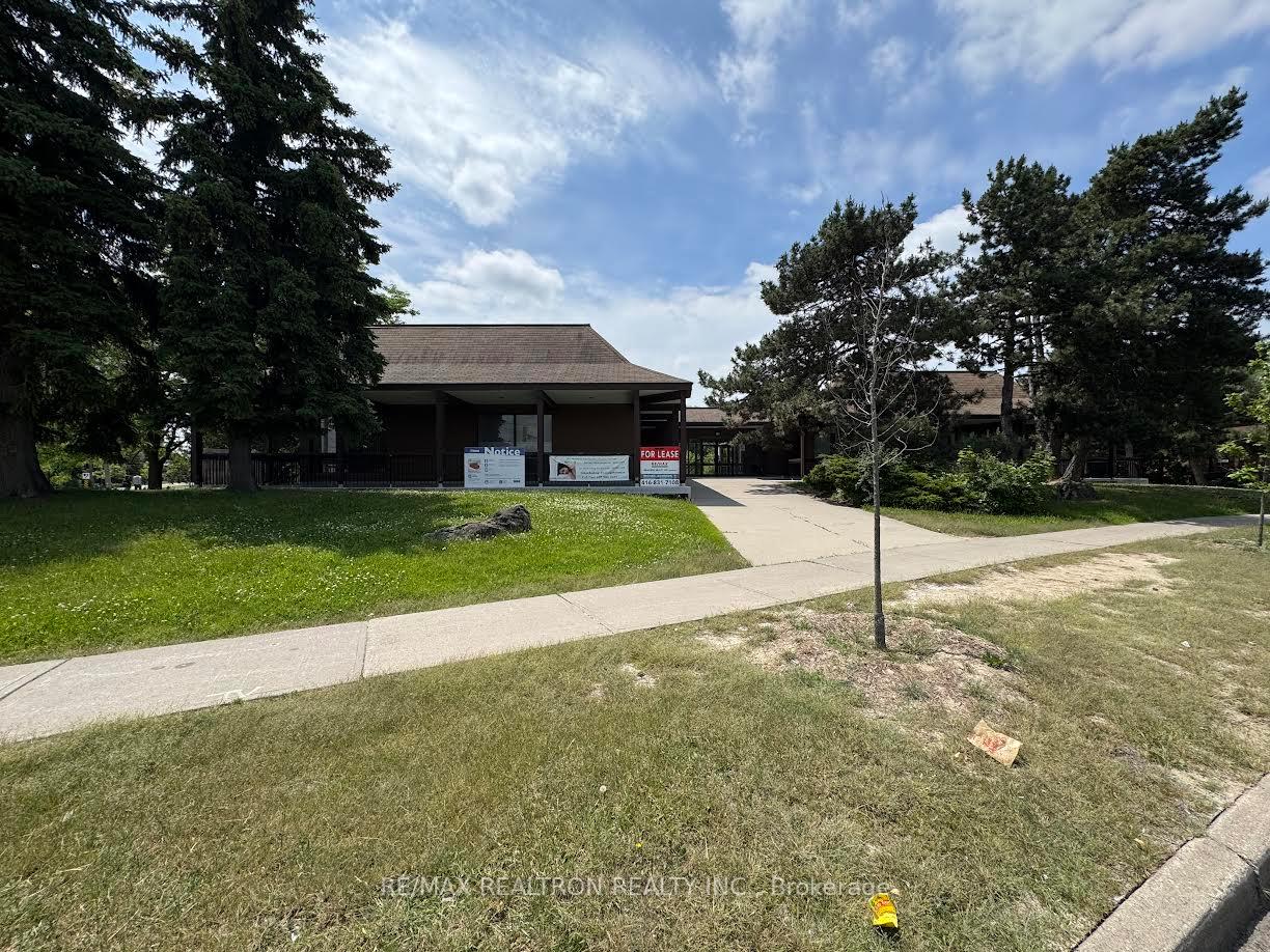 3 - 2630 Kipling Avenue Toronto Ontario Canada Lease commercial   Reza Talebi Team RE/MAX Realtron Realty Inc. Brokerage