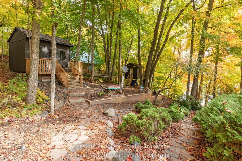 3 Bedroom Single Family Home/House's Image 32