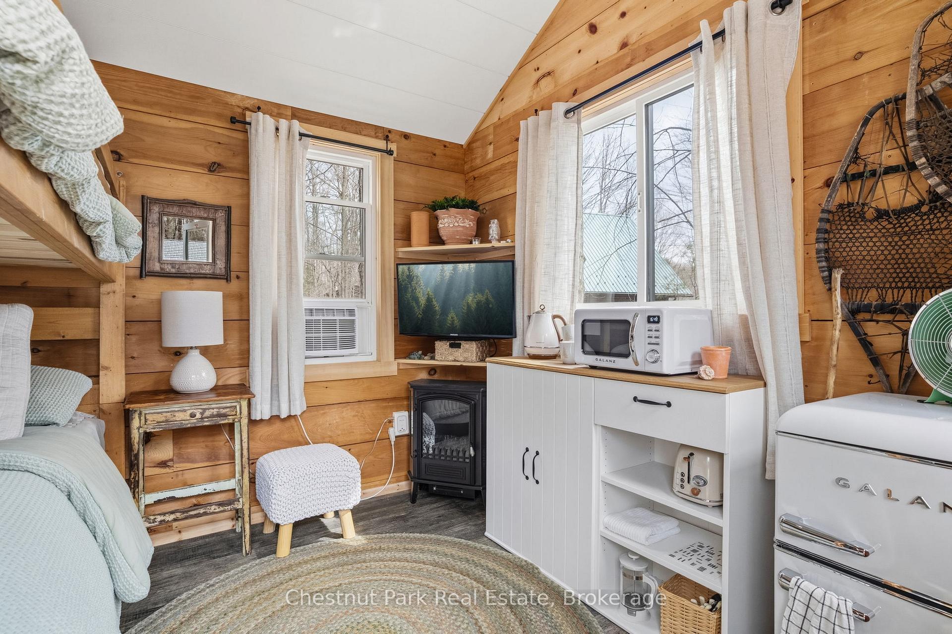 3 Bedroom Single Family Home/House's Image 34