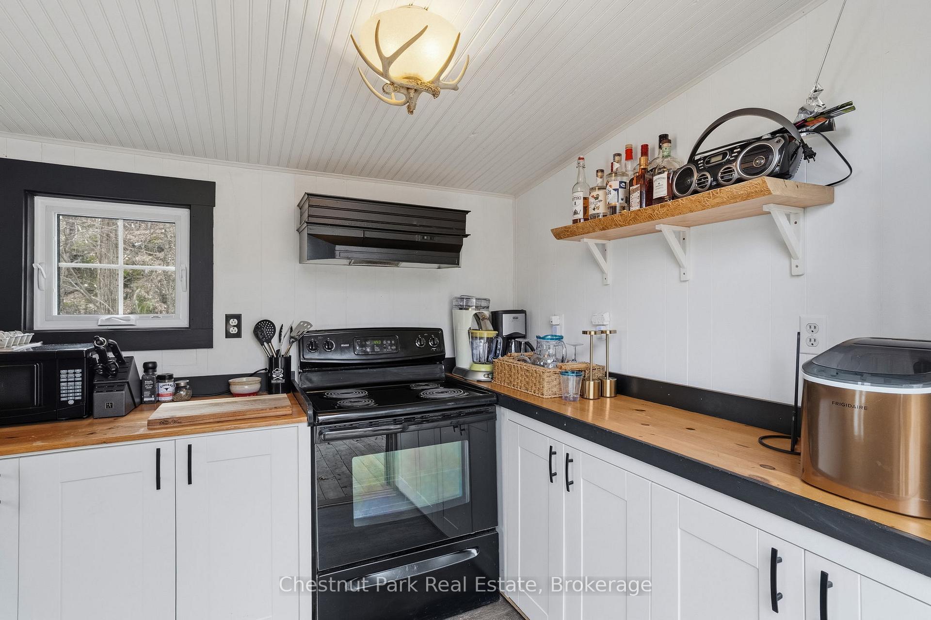 3 Bedroom Single Family Home/House's Image 24