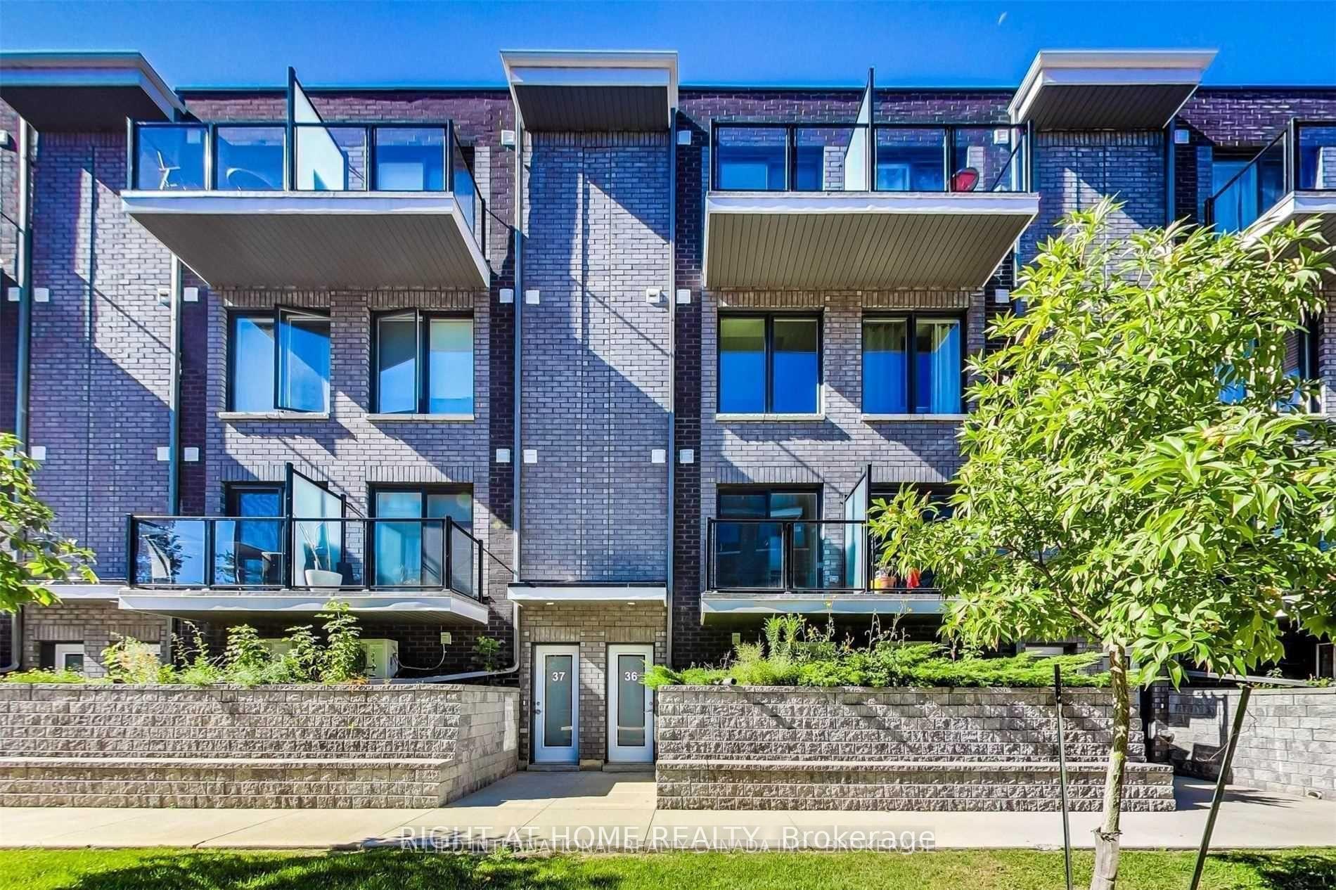 38 - 2059 Weston Road Toronto Ontario Canada Rent residential Deepak Sharma Right at Home Realty, Brokerage