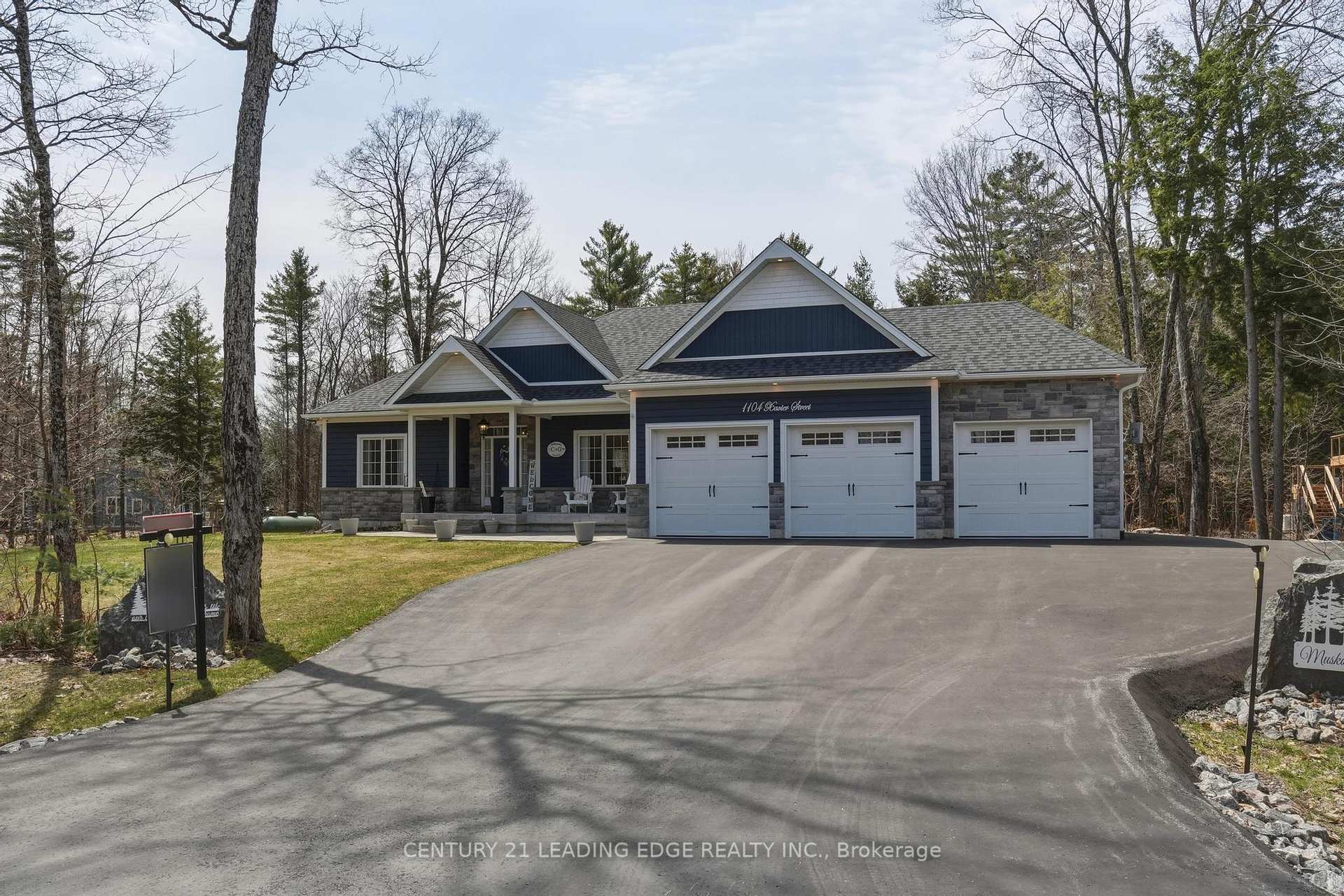 1104 Xavier Street Gravenhurst Ontario Canada Sale residential Hugh Nichols RE/MAX PROFESSIONALS NORTH, BROKERAGE*