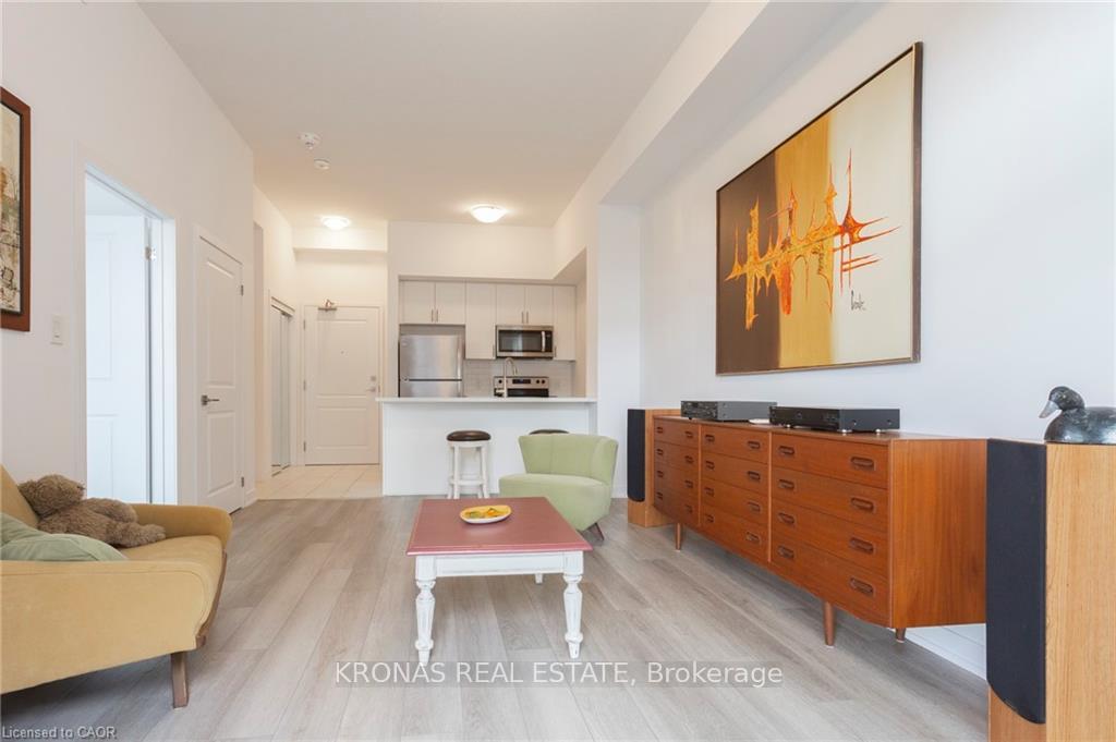 119 - 460 Dundas Street E Hamilton Ontario Canada Sale residential Yama Saighani Kingsway Real Estate, Brokerage