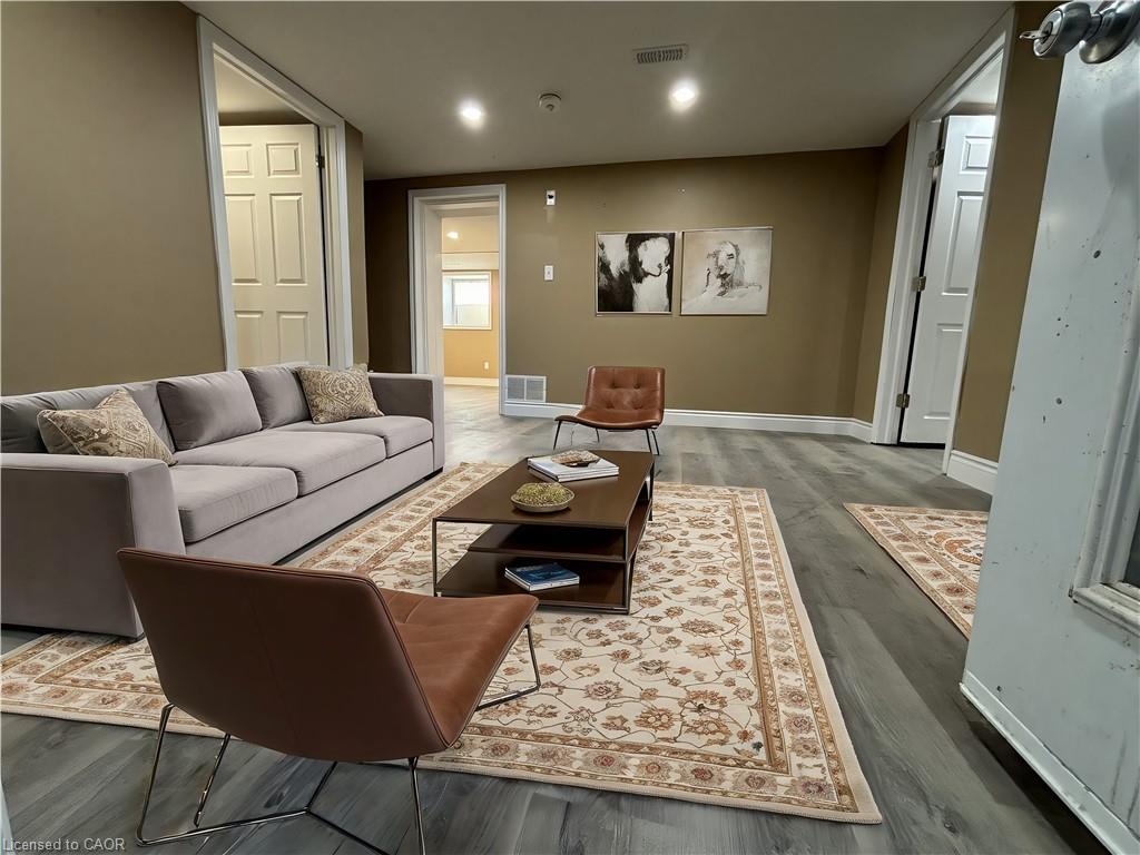 Lower - 160 Bruce Street Kitchener Ontario Canada Rent residential Gerardo Barake LifeStyle International Realty Inc., Brokerage