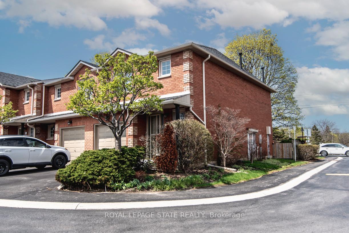 22 - 255 Mount Albion Road Hamilton Ontario Canada Sale residential William (Bill) Kovacs Right at Home Realty, Brokerage*