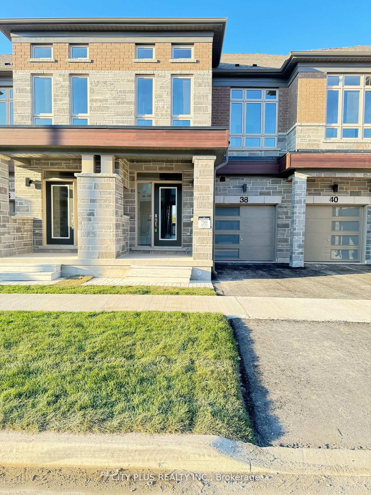 38 Schmeltzer Crescent Richmond Hill Ontario Canada Rent residential   City Plus Realty Inc. Brokerage*
