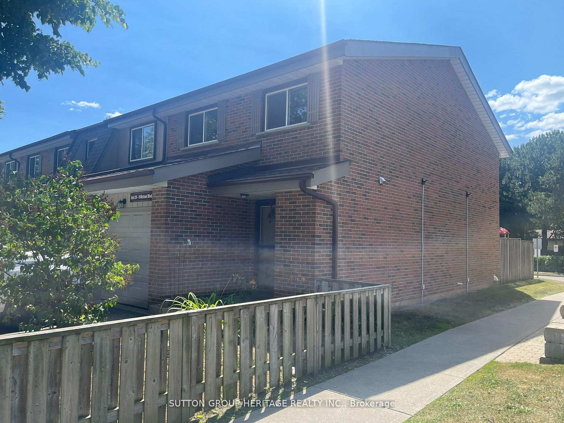 39 - 9 Michael Boulevard Whitby Ontario Canada Sold residential Cristian Vergara SUTTON GROUP-HERITAGE REALTY INC., Brokerage*