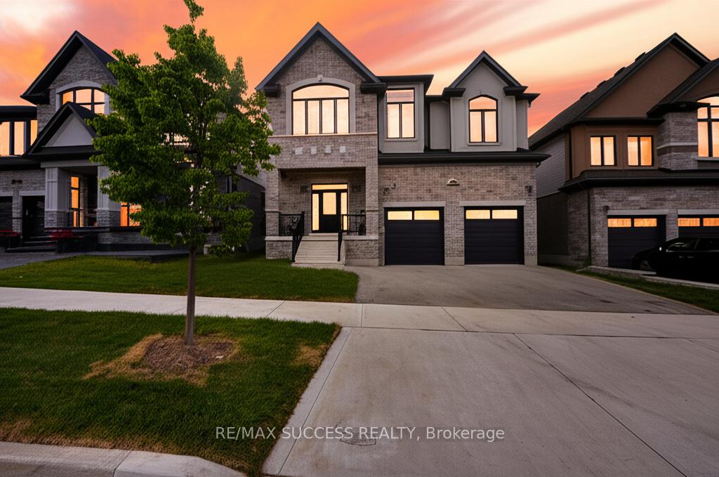 554 Bridgemill Crescent E Kitchener Ontario Canada Sale residential Andrzej Dabrowski RE/MAX Success Realty, Brokerage*