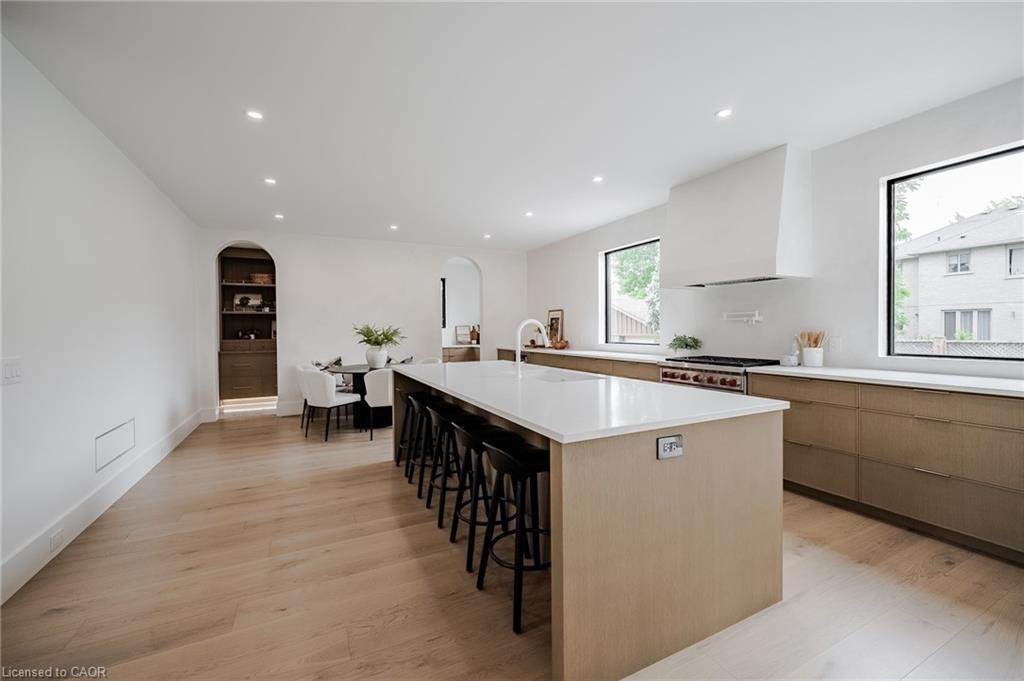 3 Bedroom Single Family Home/House's Image 8