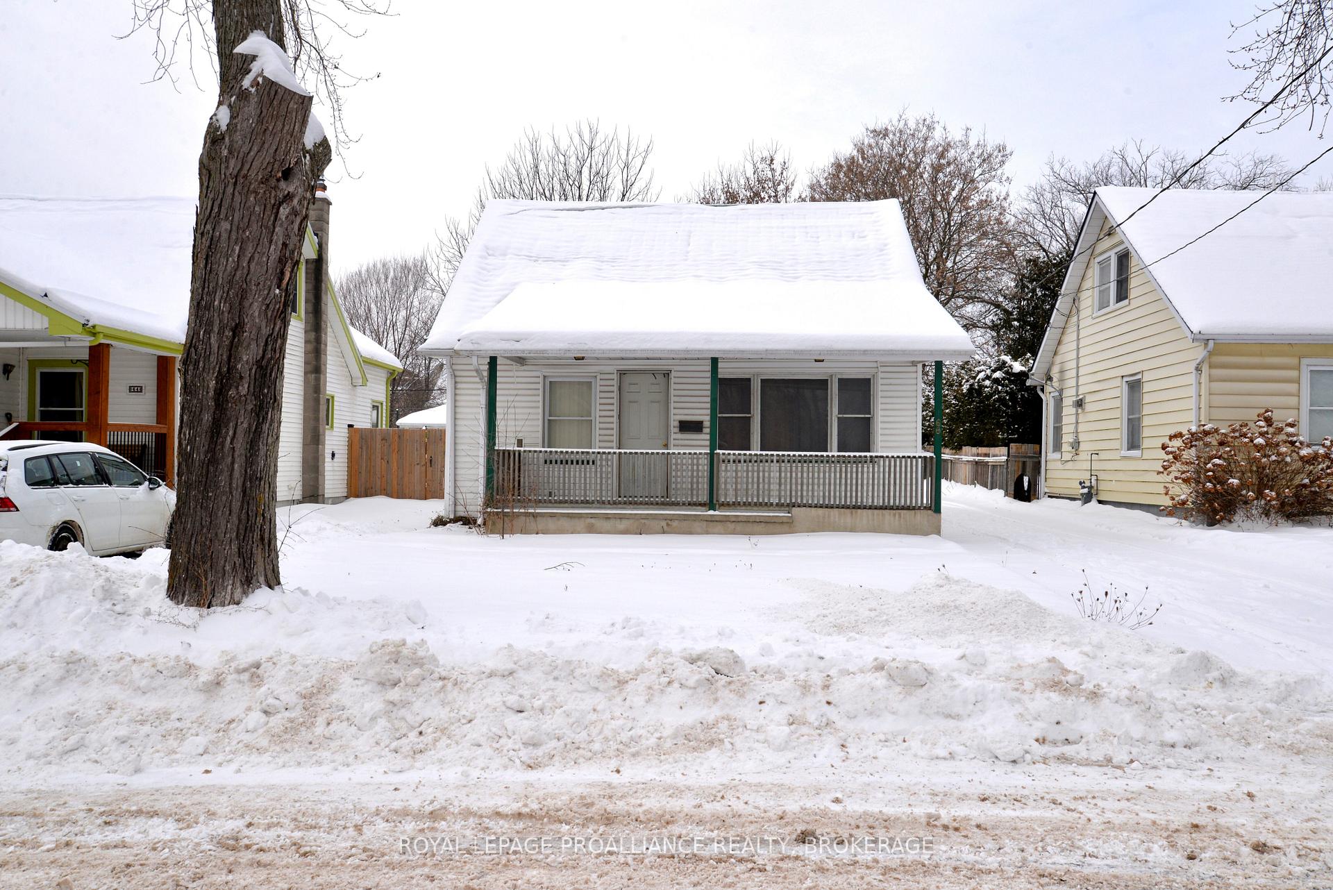 66 Fergus Street Kingston Ontario Canada Sale residential Team Tallen Royal LePage Proalliance Realty, Brokerage