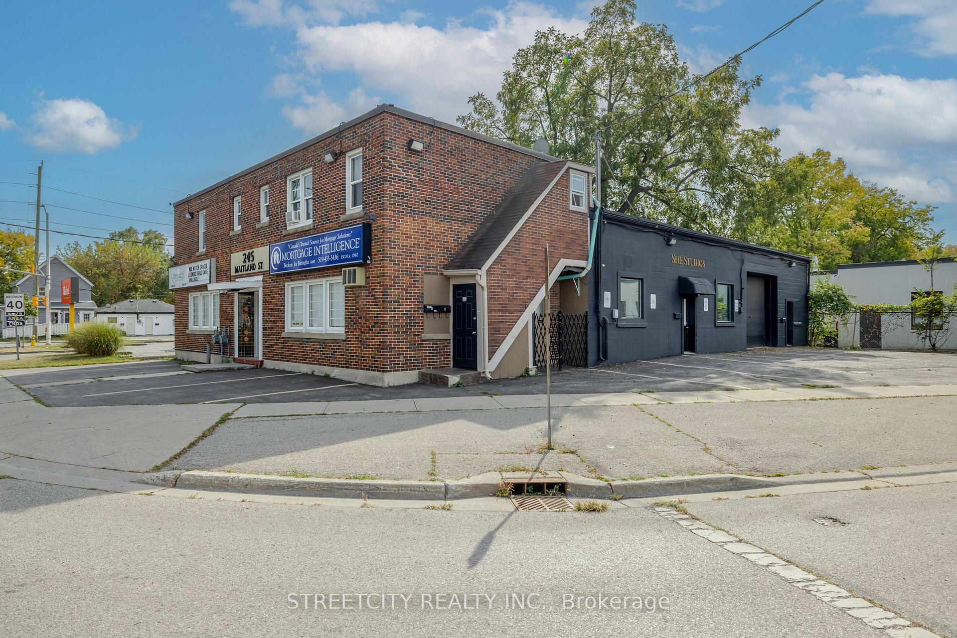 245 MAITLAND Street London East Ontario Canada Sale commercial   STREETCITY REALTY INC., BROKERAGE*
