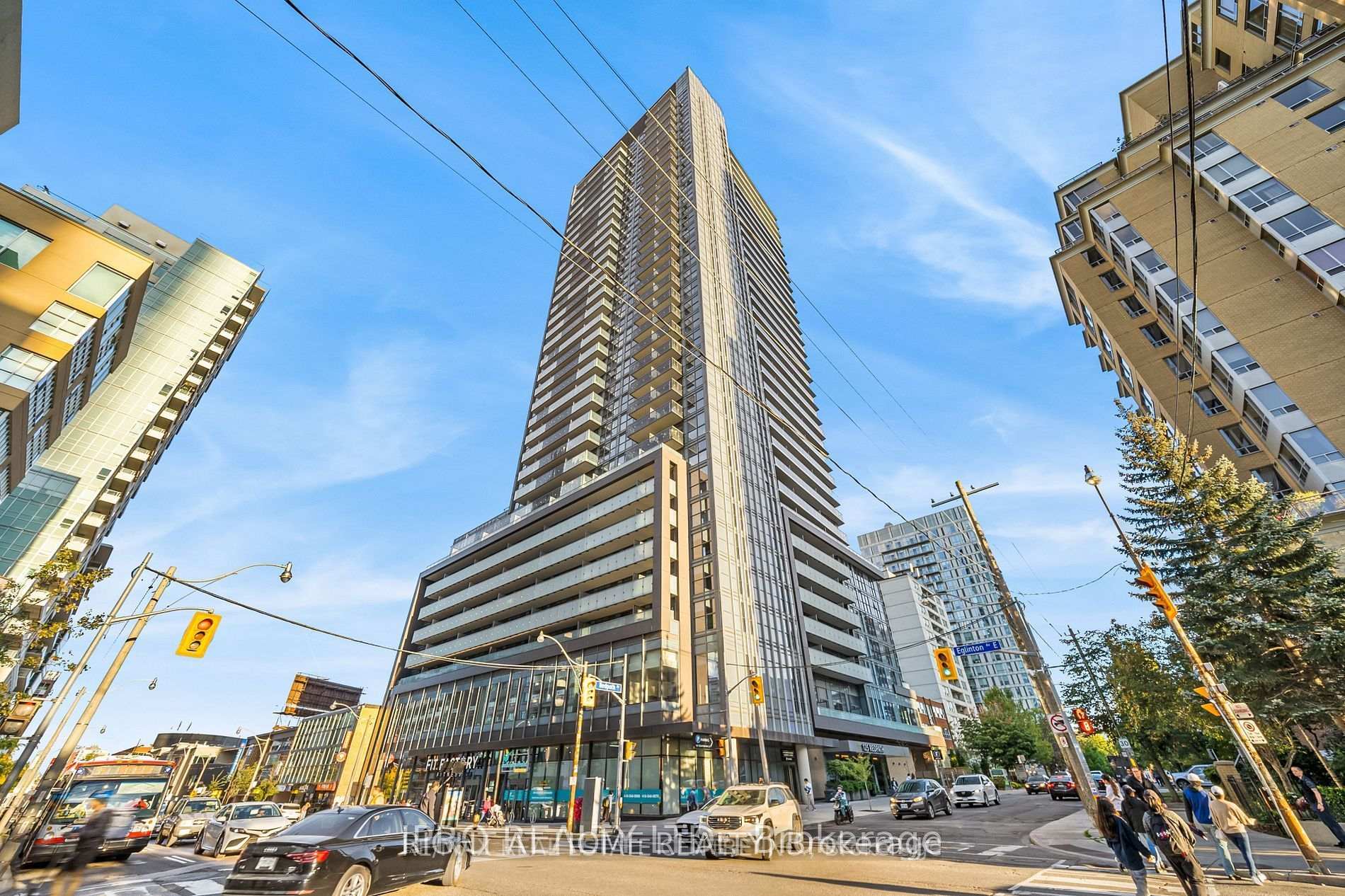 2409 - 125 Redpath Avenue Toronto Ontario Canada Rent residential Sam Barsoum Right at Home Realty, Brokerage*