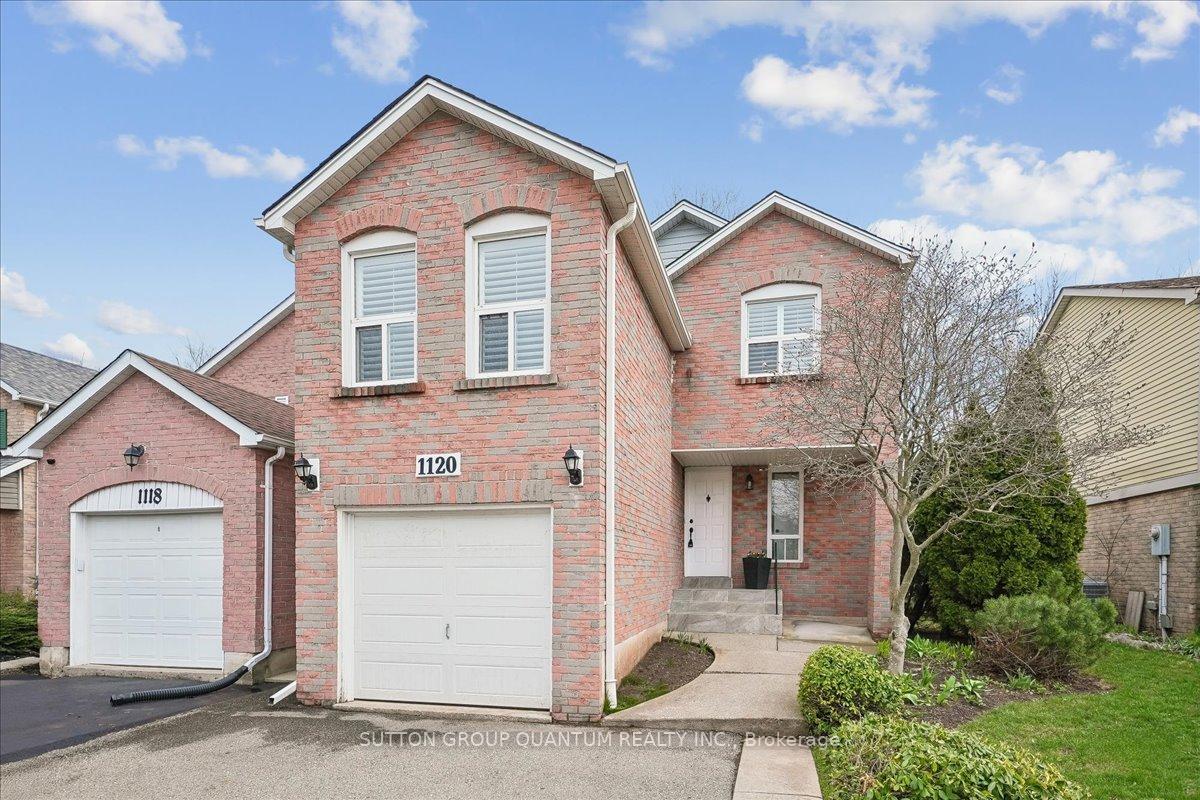 1120 Montgomery Drive Oakville Ontario Canada Sale residential Rita Asadorian SUTTON GROUP QUANTUM REALTY INC., BROKERAGE*