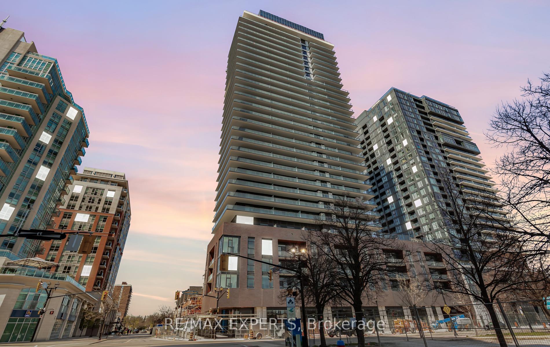 910 - 2075 Lakeshore Road Burlington Ontario Canada Rent residential IVIE IYAMU Re/Max Experts, Brokerage*