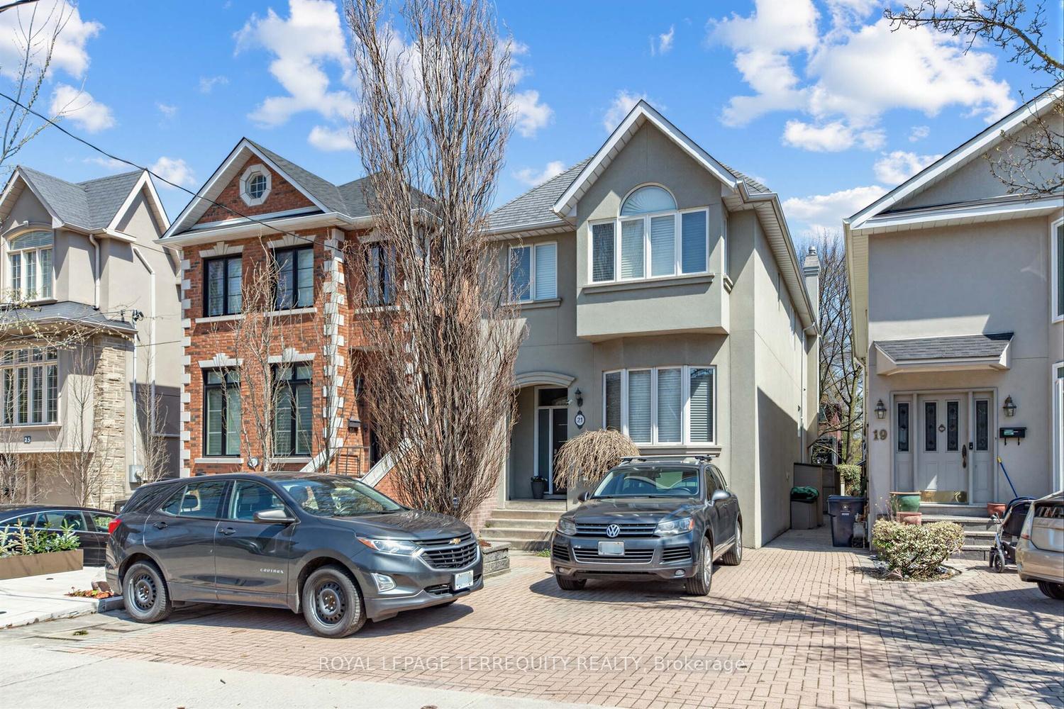 21 Hadley Road Toronto Ontario Canada Rent residential Yuriy Balko Royal LePage Terrequity Realty Brokerage*