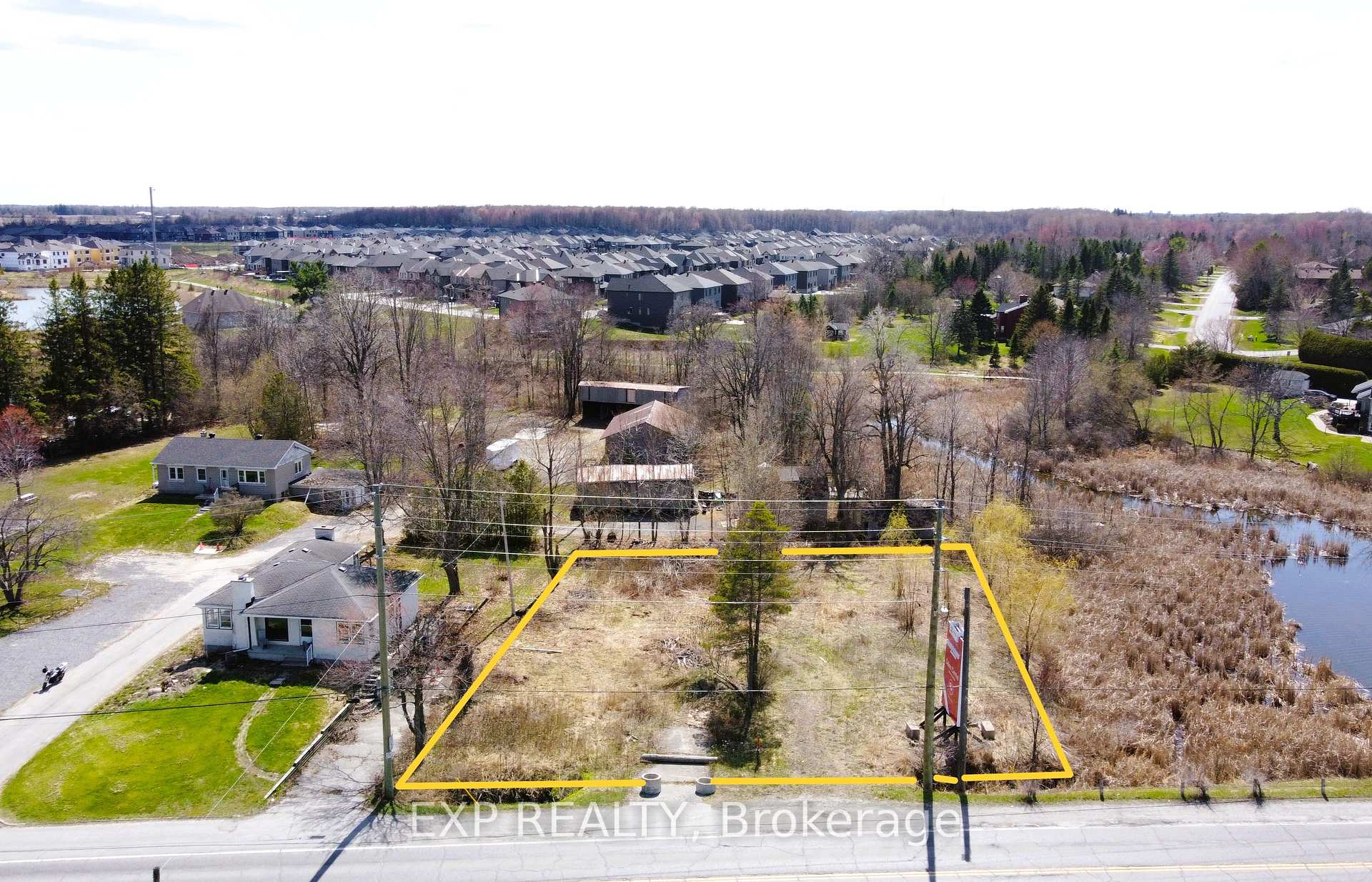 5624 & 5628 Main Street Ottawa Ontario Canada Sale residential Edmundo Roa eXp Realty Inc.