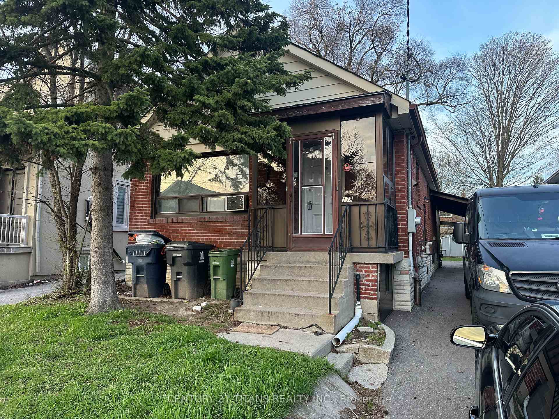 Main - 179 Kennedy Road Toronto Ontario Canada Rent residential Sudharshan Muthu, CPA, CGA Century 21 Titans Realty Inc., Brokerage *