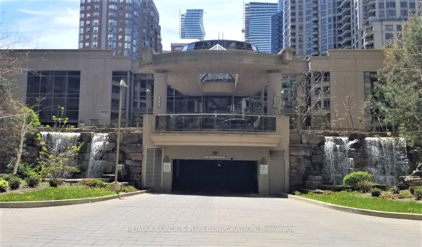 1509 - 3880 Duke Of York Boulevard Mississauga Ontario Canada Rent residential Sonia Martinho, ABR, SRS RE/MAX Condos Plus Corporation, Brokerage