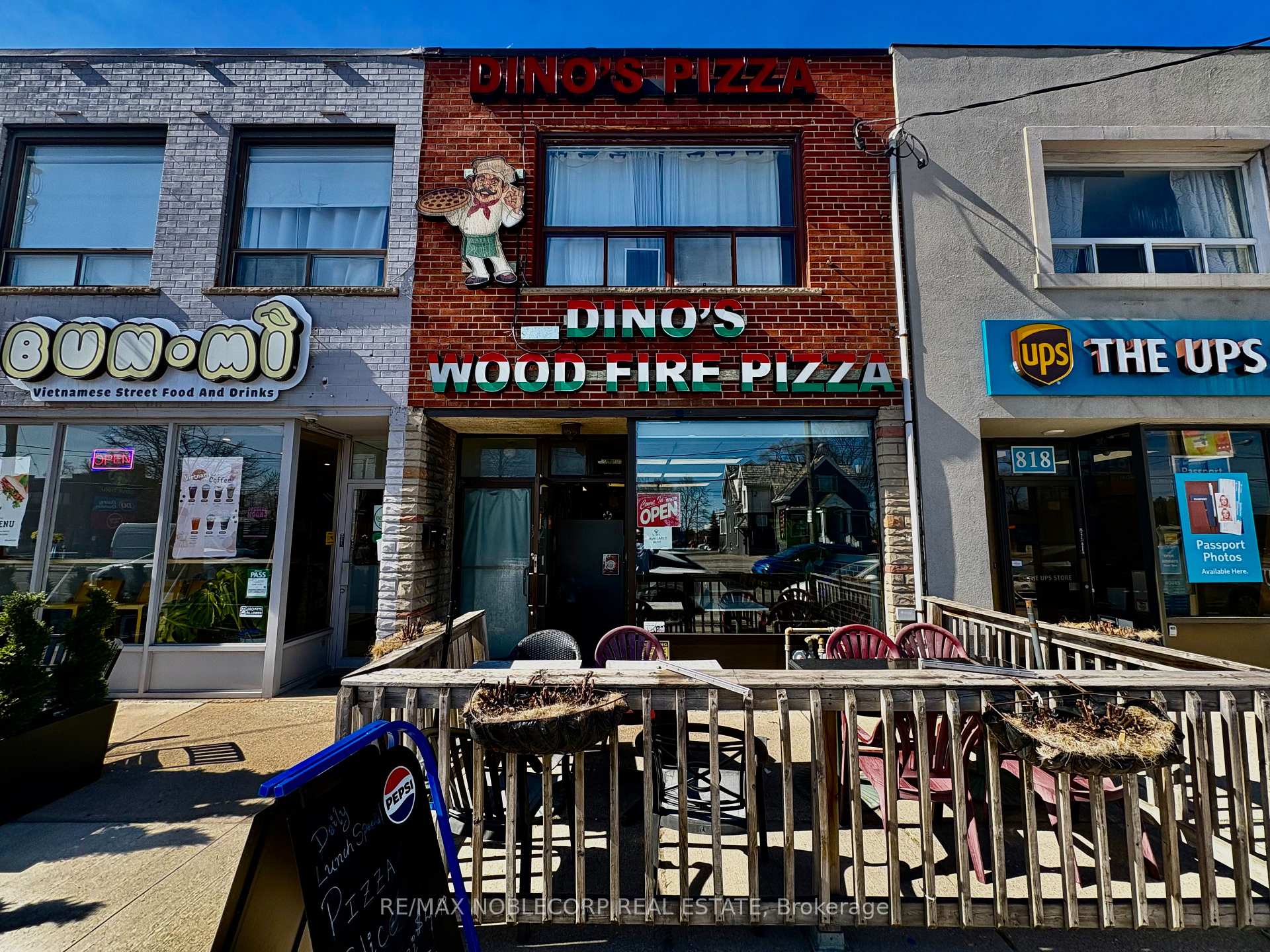 820 The Queensway Street Toronto Ontario Canada Sale commercial Cyrus Lin HomeLife New World Realty Inc., Brokerage*