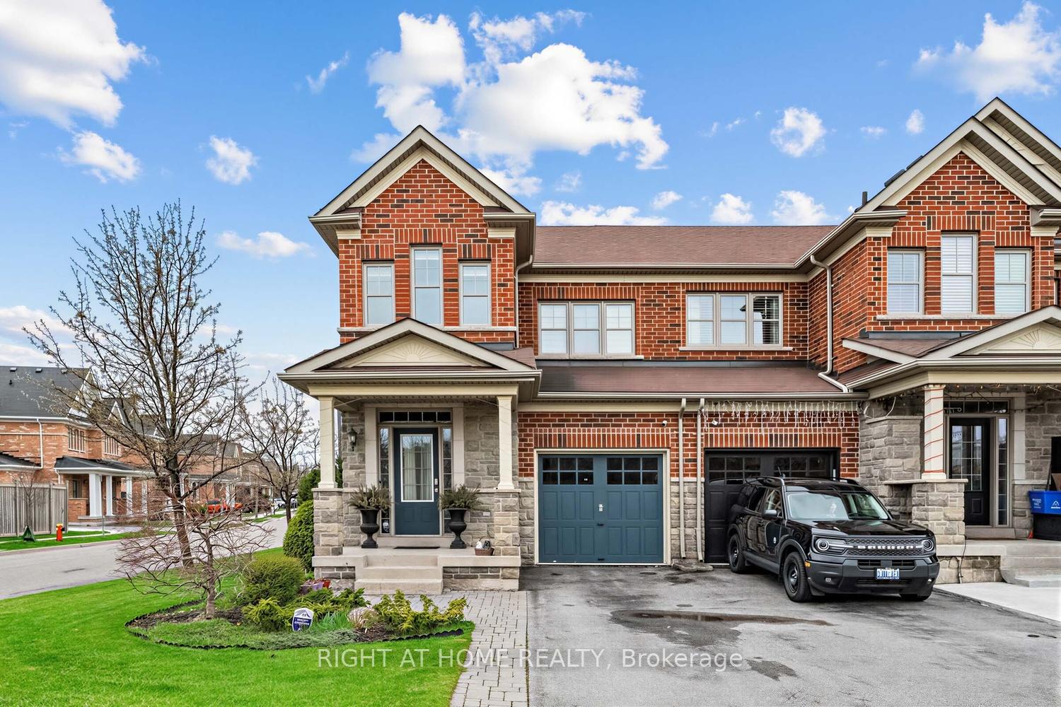 152 Duncan Lane Milton Ontario Canada Sale residential Jason Leathwood Right at Home Realty, Brokerage*