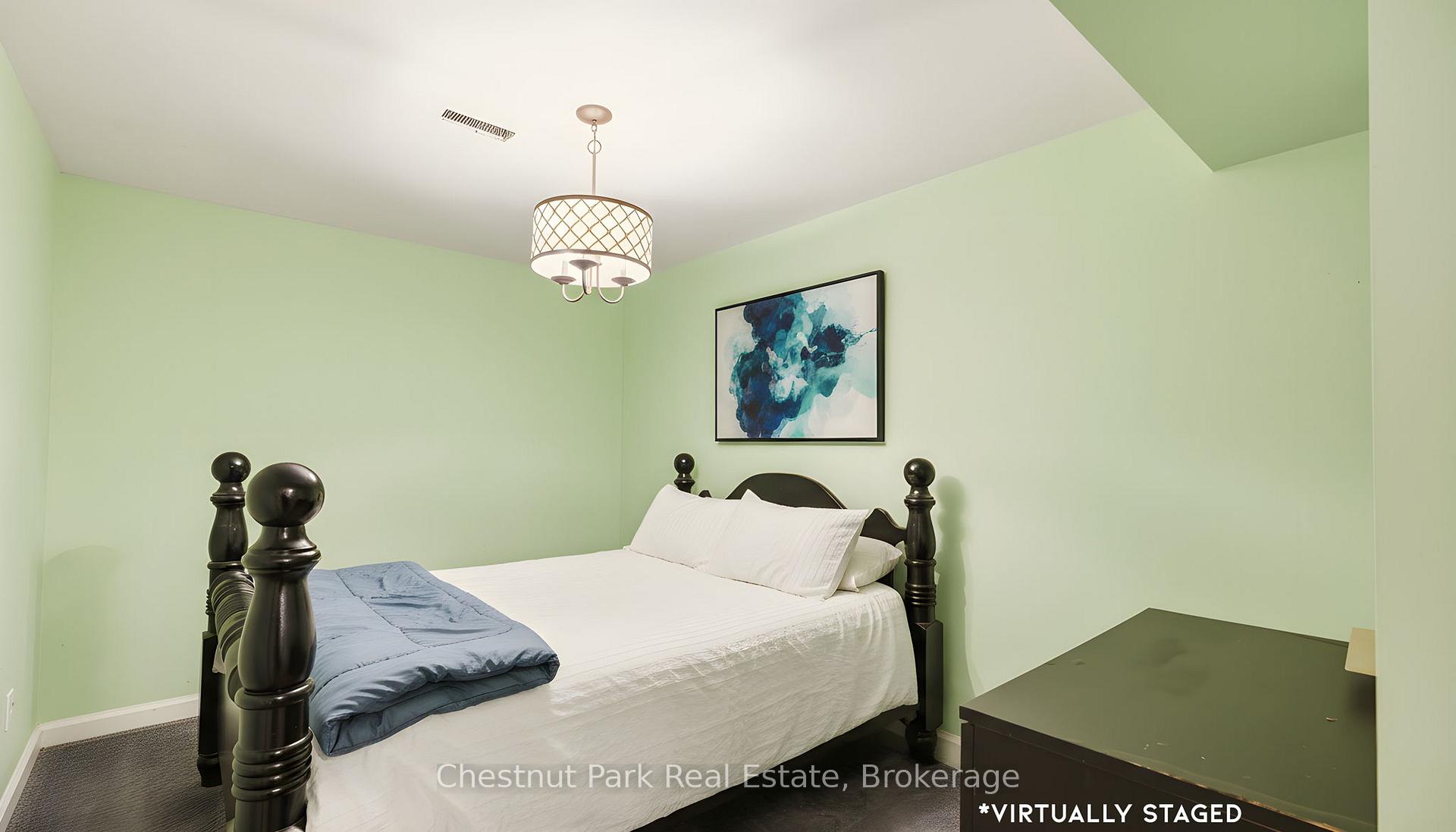 3 Bedroom Single Family Home/House's Image 35